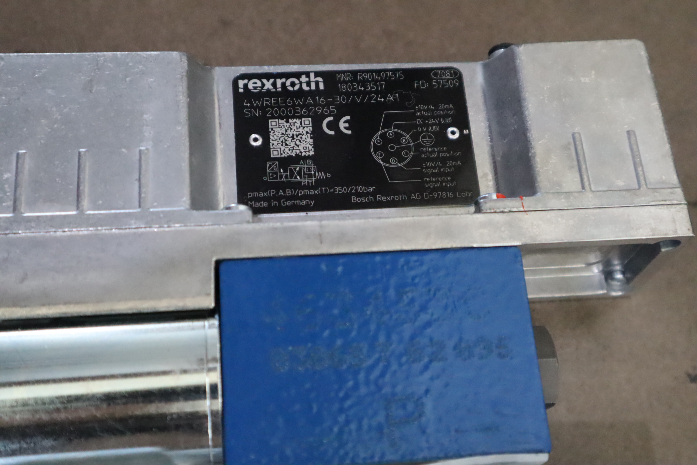 4WREE6WA16-30/V/24A1 R901497575 力士乐REXROTH比例阀