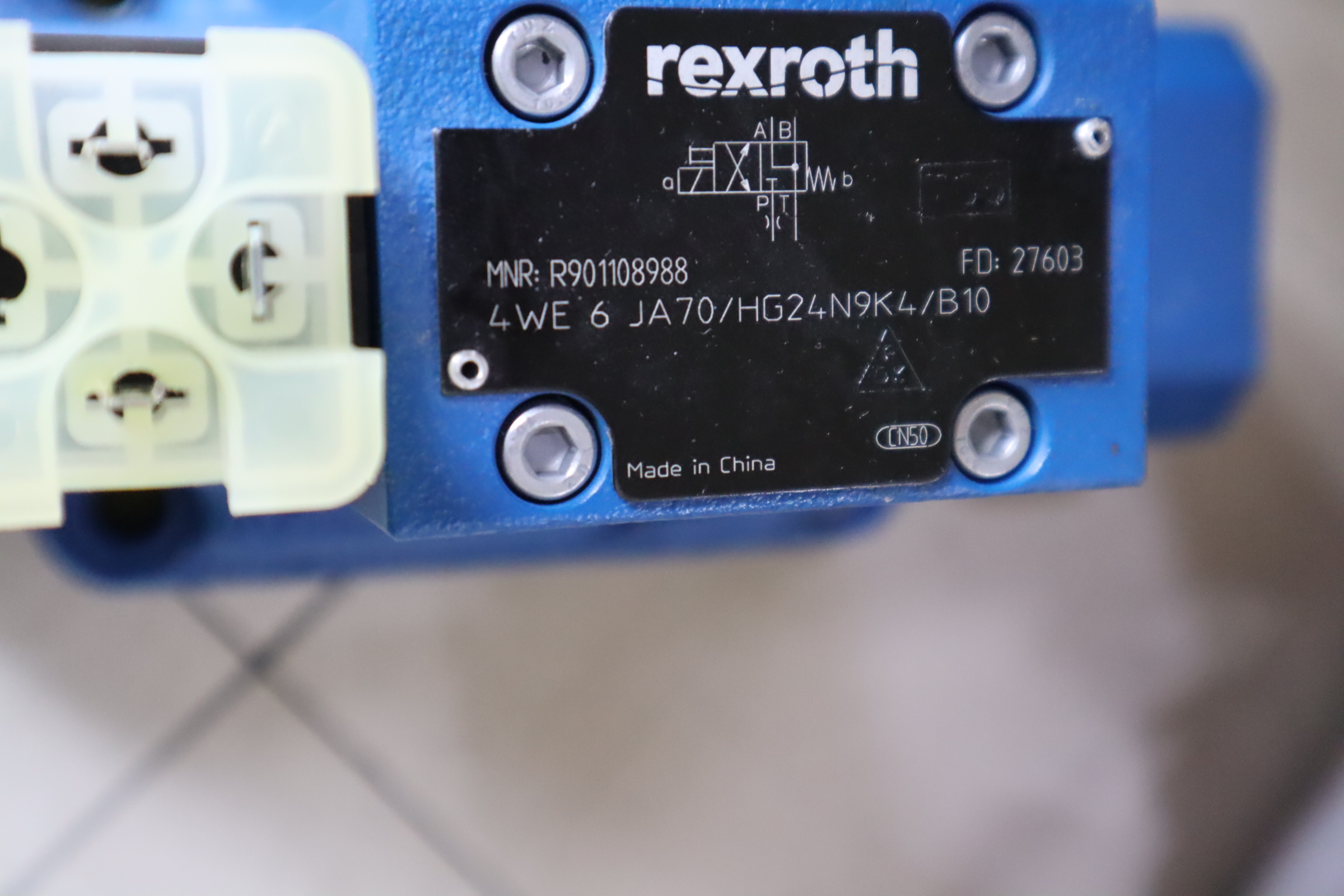 4WEH16EA1X/6HG24N9EK4/B10 R901531088 德国力士乐REXROTH电液阀