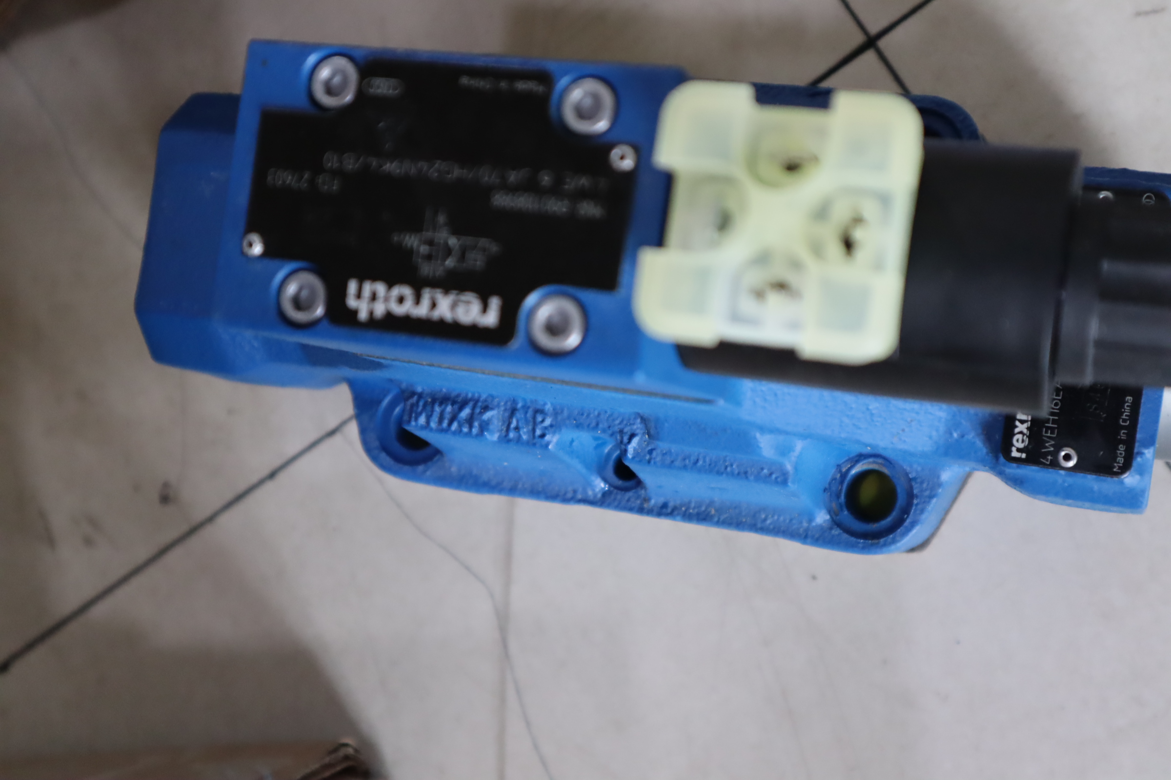 4WEH16EA1X/6HG24N9EK4/B10 R901531088 德国力士乐REXROTH电液阀