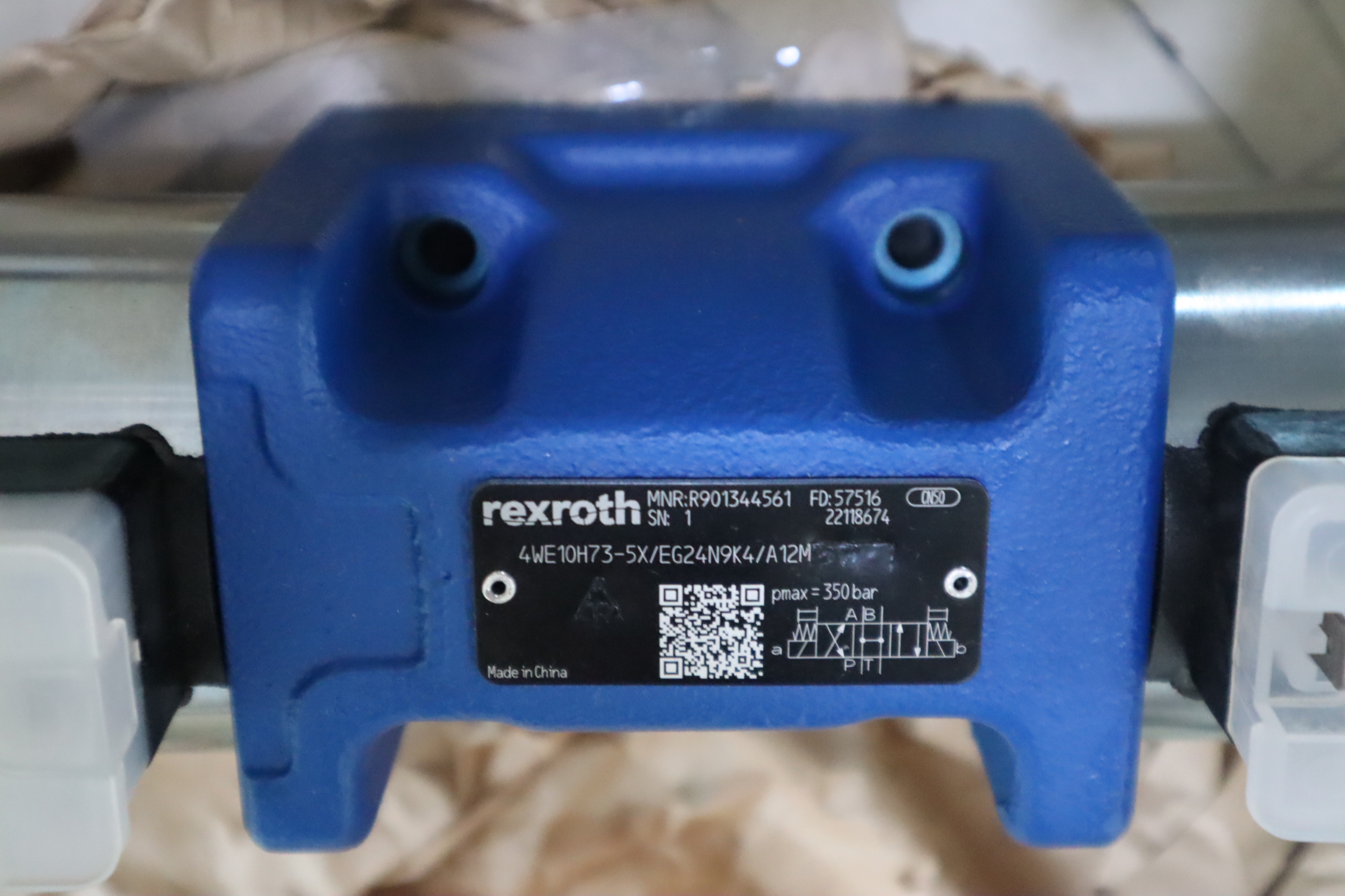 4WE10H73-5X/EG24N9K4/A12M R901344561 德国力士乐REXROTH电磁阀