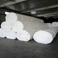 江苏800克，5.0mm厚纺粘长丝土工布
