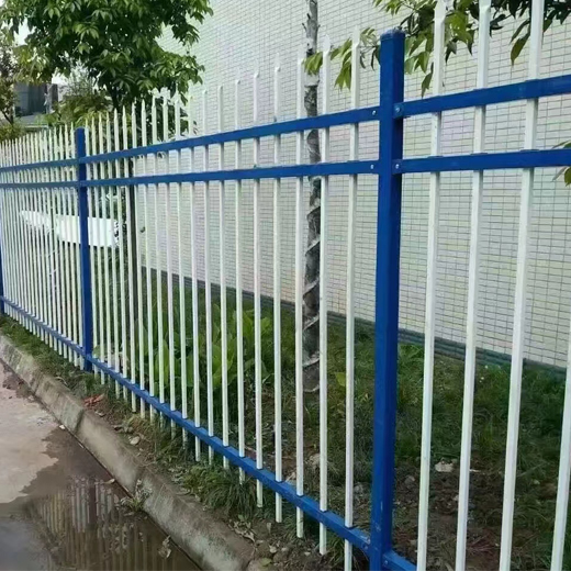 园区围墙栅栏方管组装围栏焊接钢管防撞护栏安装方便 