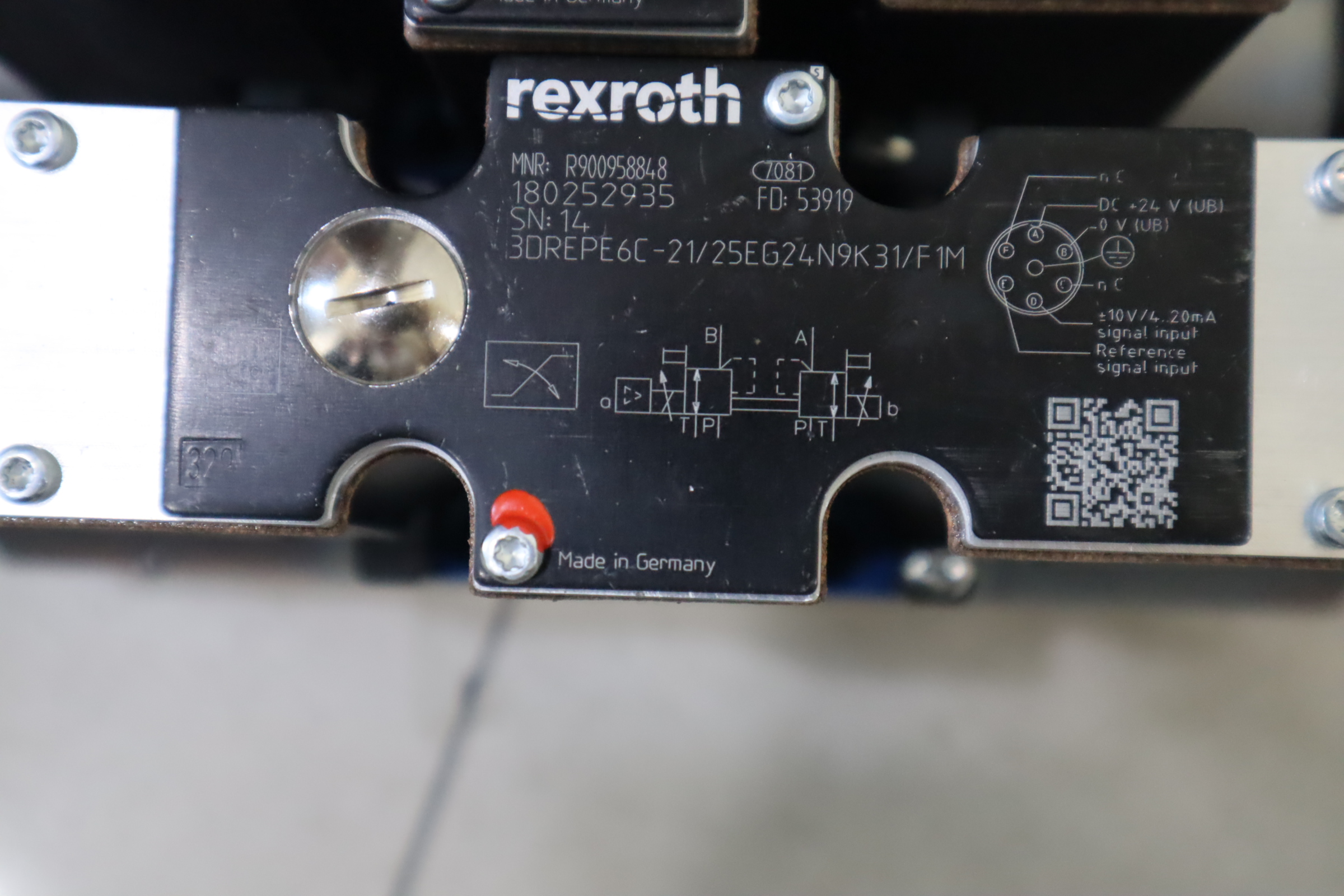 3DREPE6C-21/25EG24N9K31/F1M R900958848 力士乐REXROTH比例阀