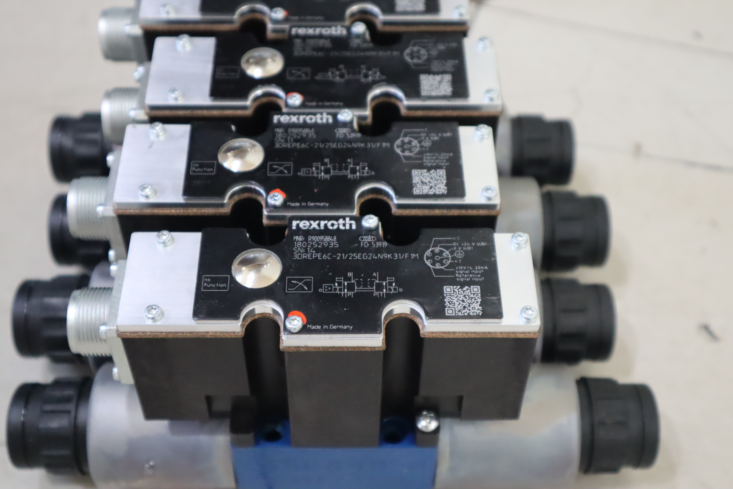 3DREPE6C-21/25EG24N9K31/F1M R900958848 力士乐REXROTH比例阀