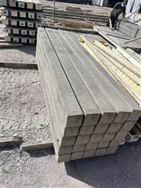 锡林郭勒盟水泥立柱 铁路护栏网立柱 高铁水泥栅栏 国标2.2米