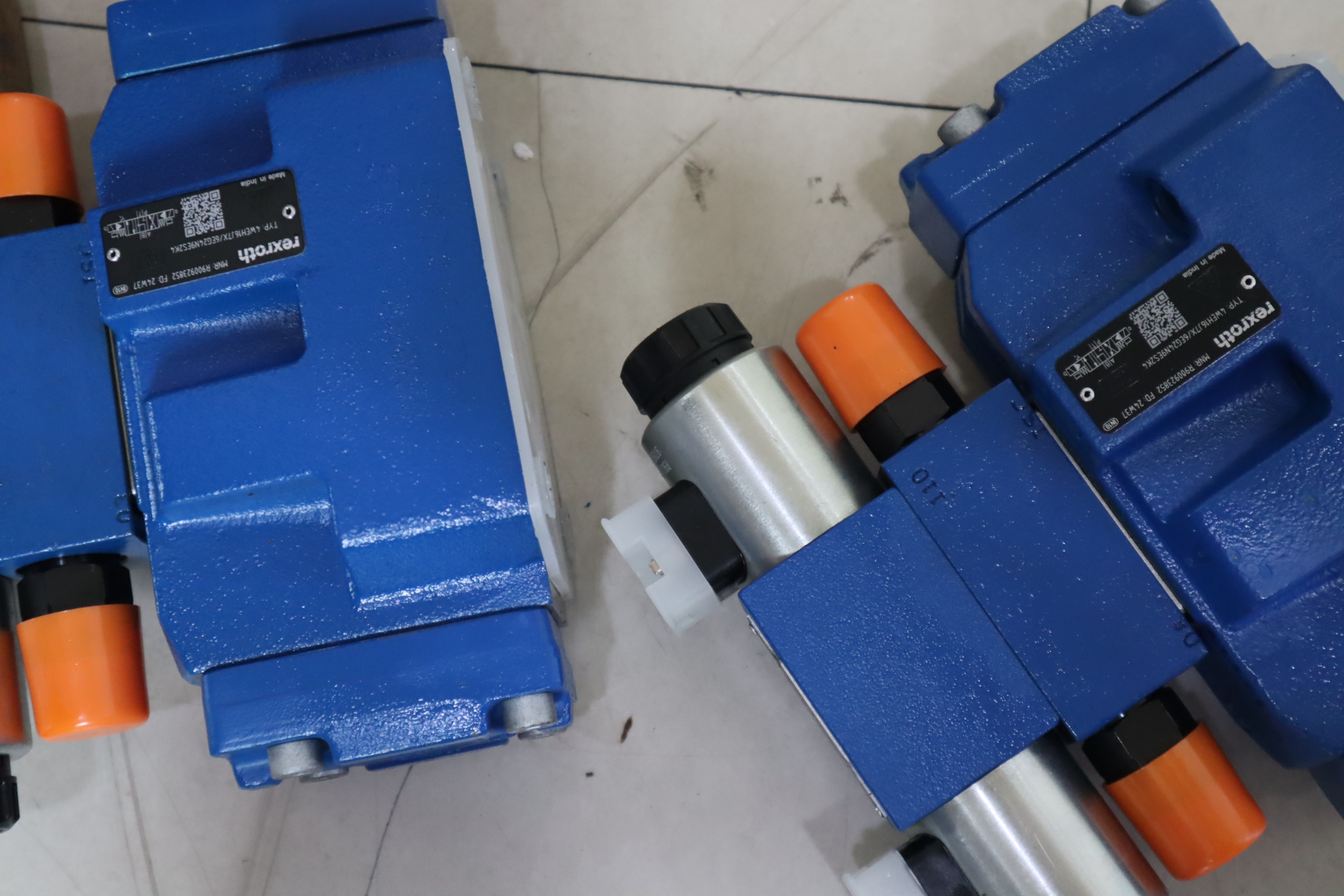 4WEH16J7X/6EG24N9ES2K4 R900923852 德国力士乐REXROTH电液阀