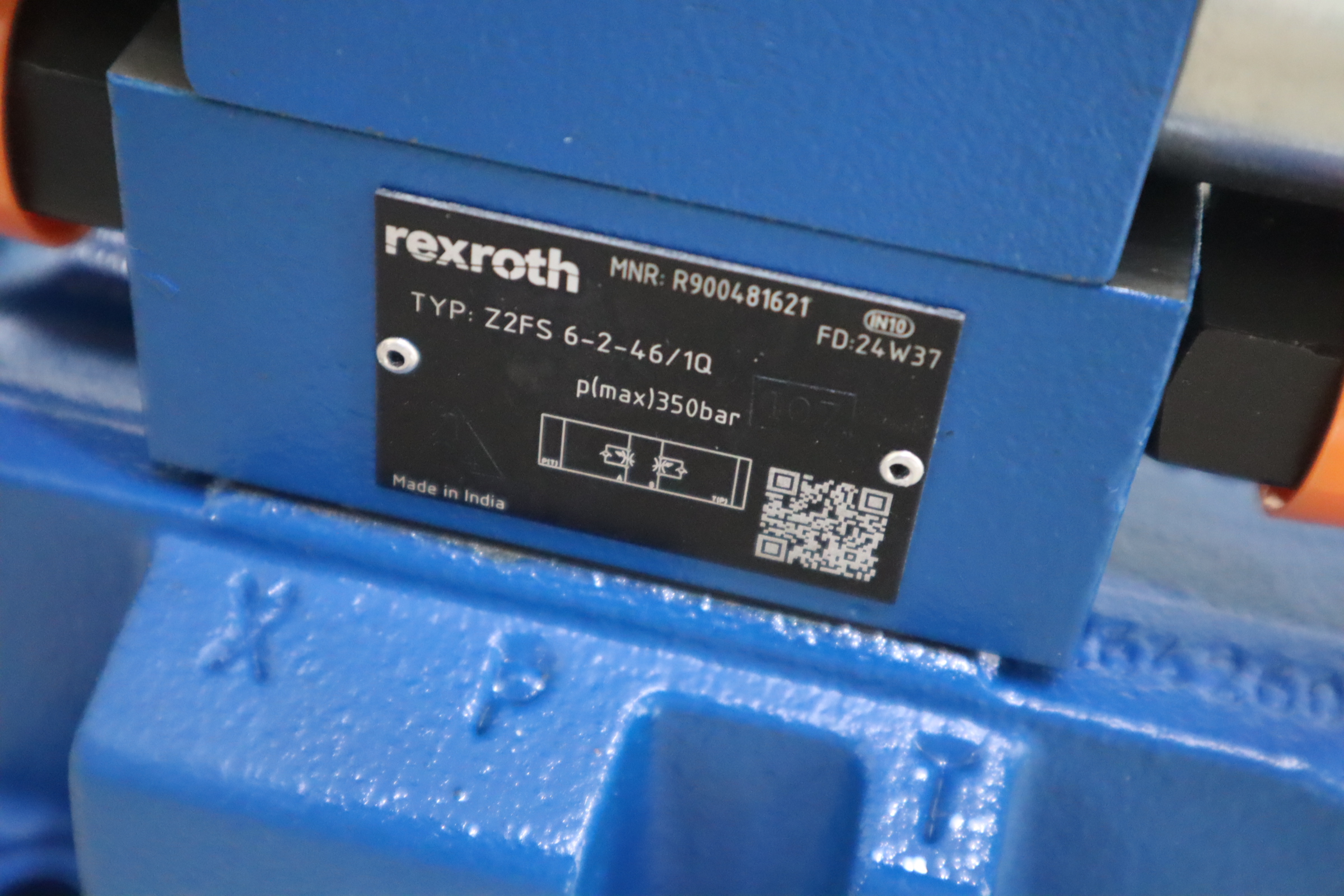 4WEH16J7X/6EG24N9ES2K4 R900923852 德国力士乐REXROTH电液阀