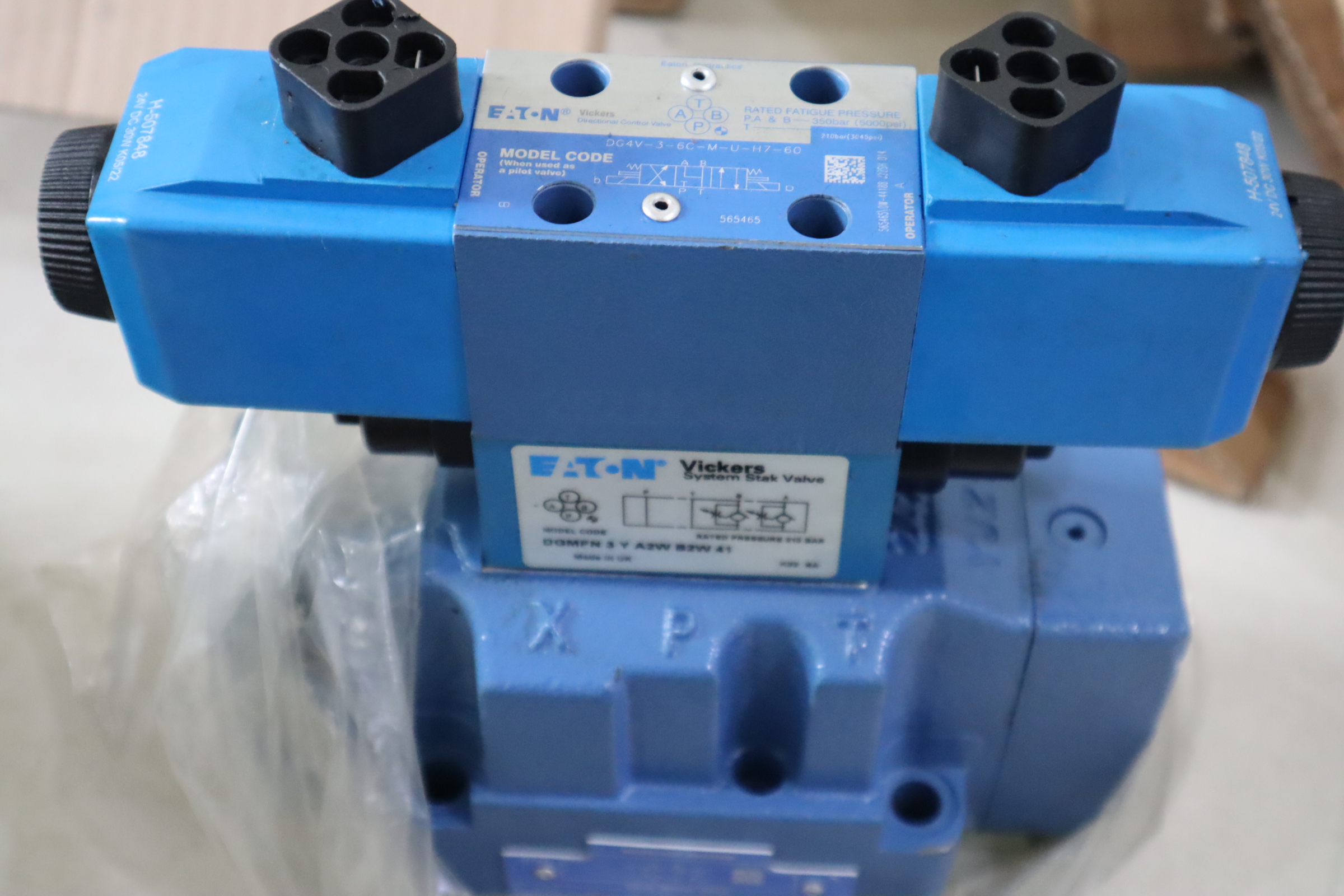 DG4V 3 6C M U H7 60 DGMFN 3 Y A2W B2W 41 威格士VICKERS阀门