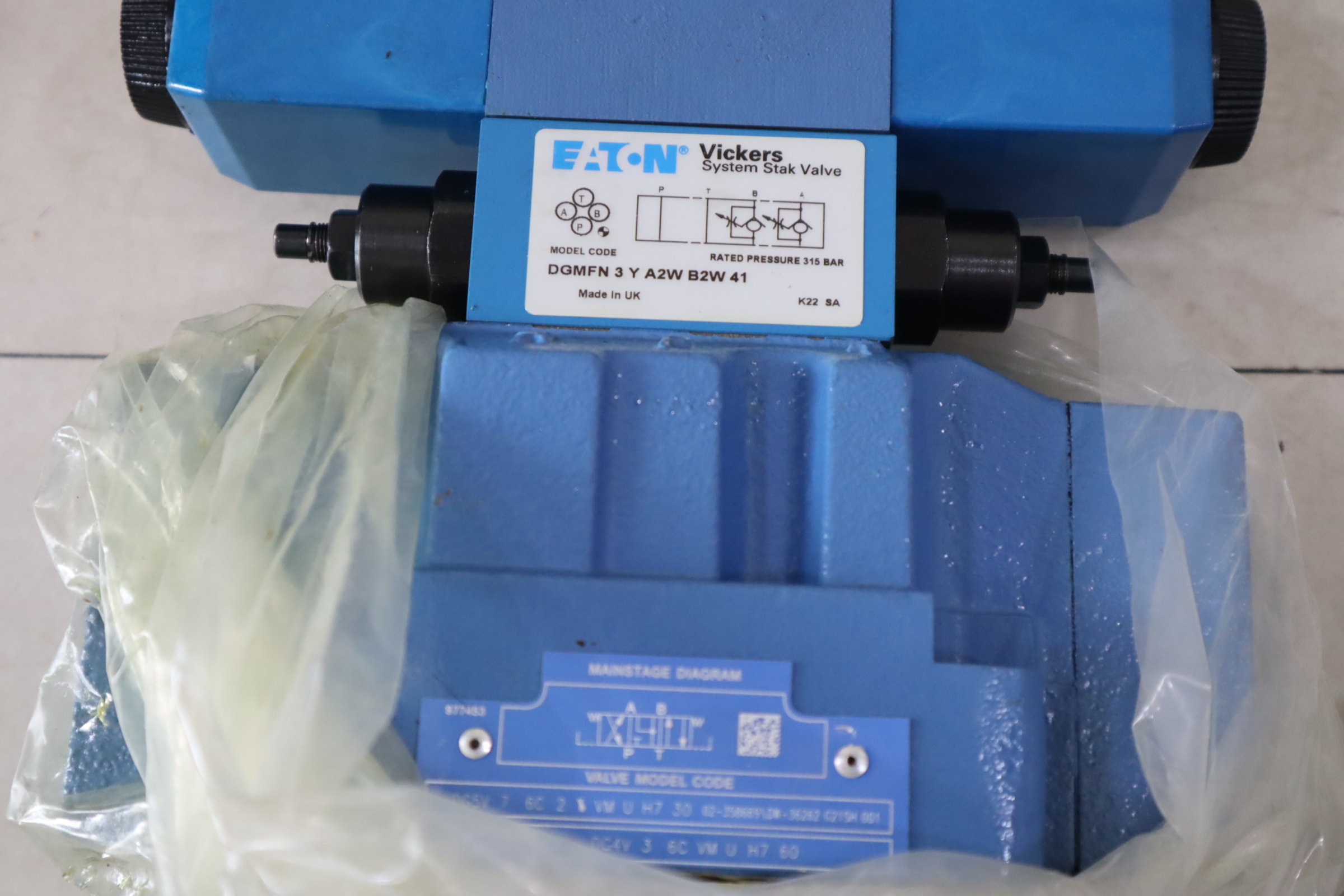 DG4V 3 6C M U H7 60 DGMFN 3 Y A2W B2W 41 威格士VICKERS阀门