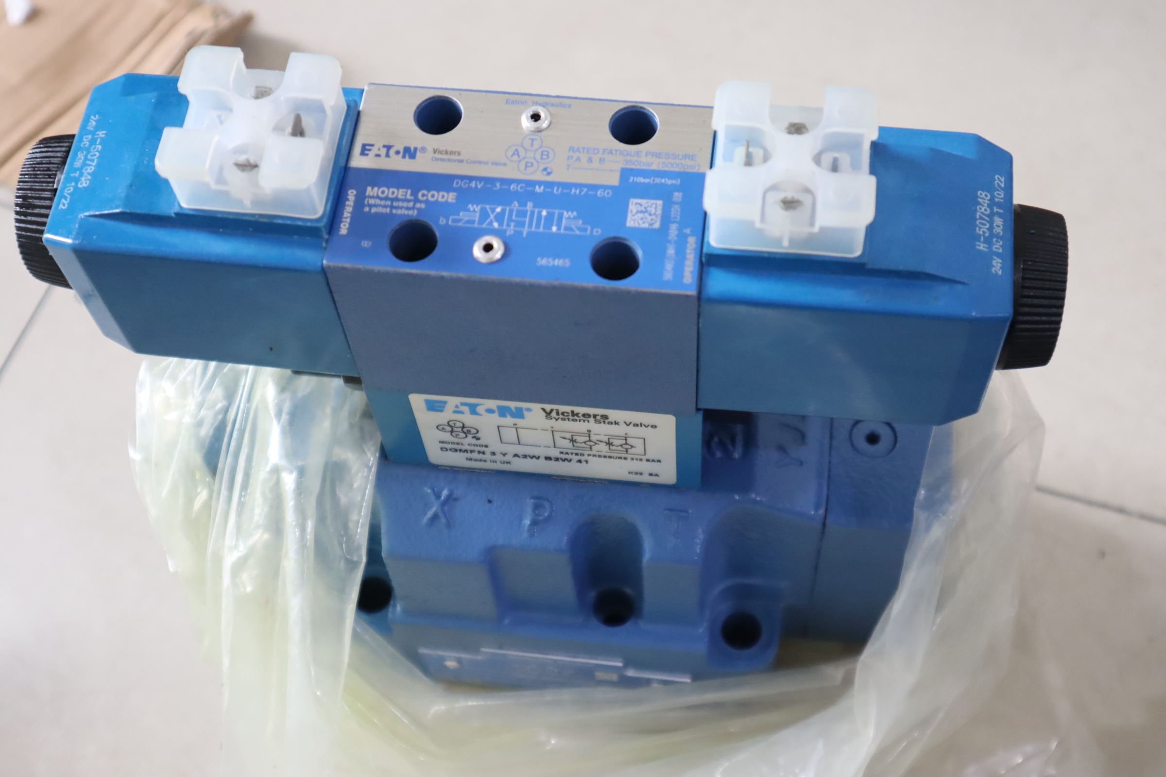 DG4V 3 6C M U H7 60 DGMFN 3 Y A2W B2W 41 威格士VICKERS阀门