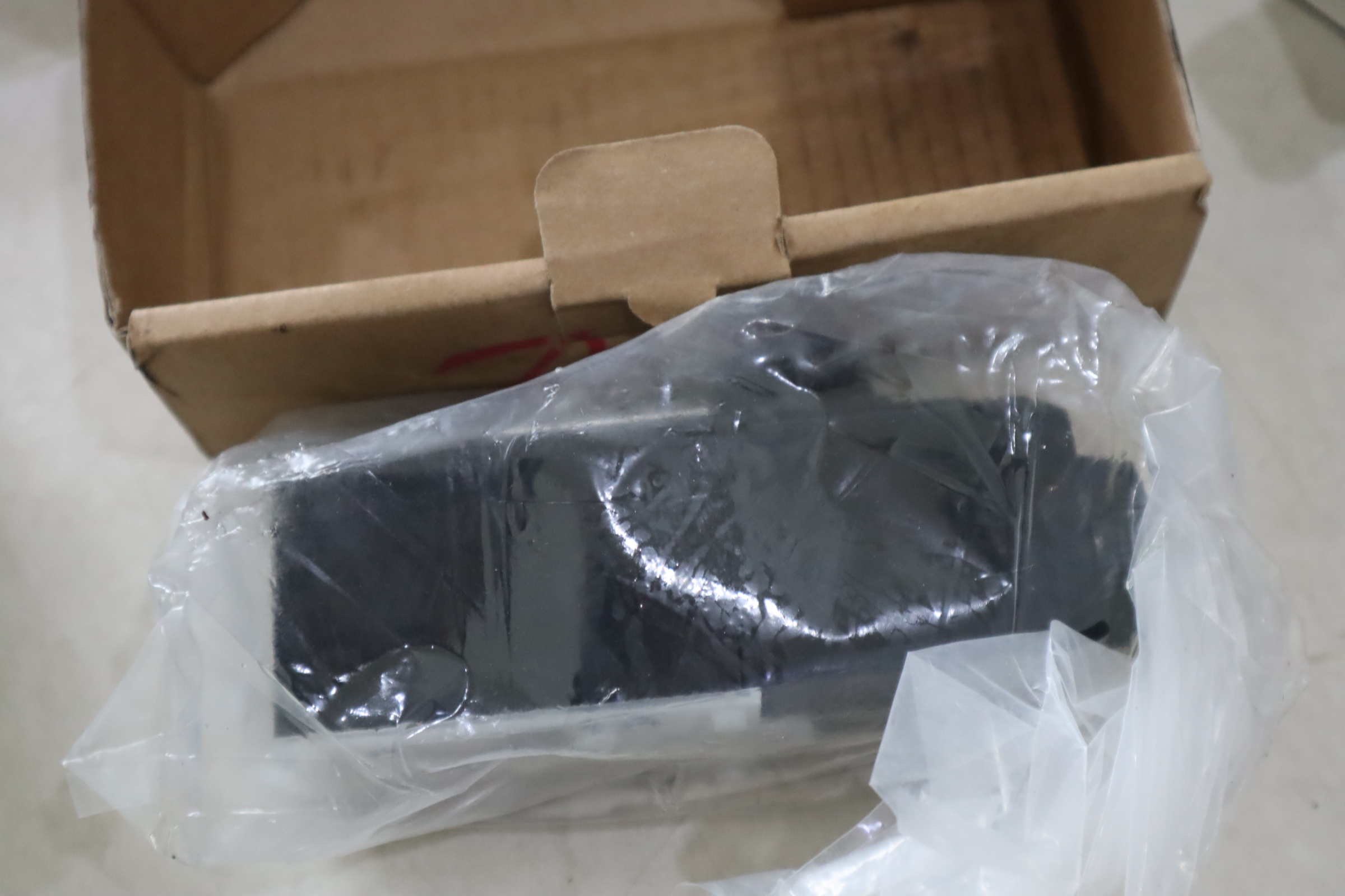 KCG-3-250-D-Z-M-U-H1-10 02-145958 VICKERS威格士伊顿EATON