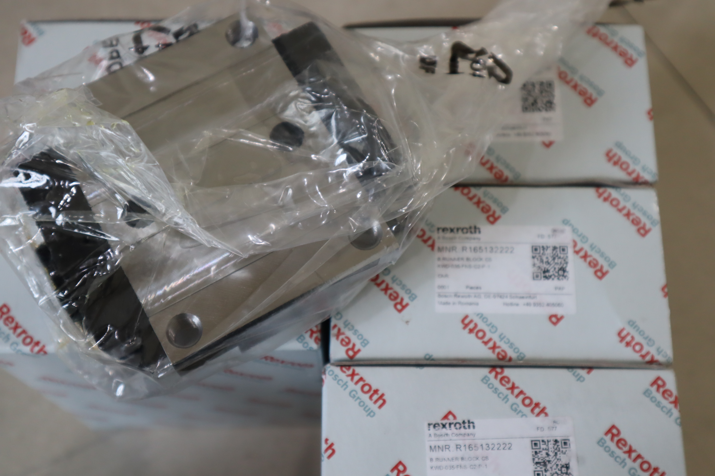 R165132222 KWD-035-FNS-C2-P-1 德国力士乐REXROTH滑块