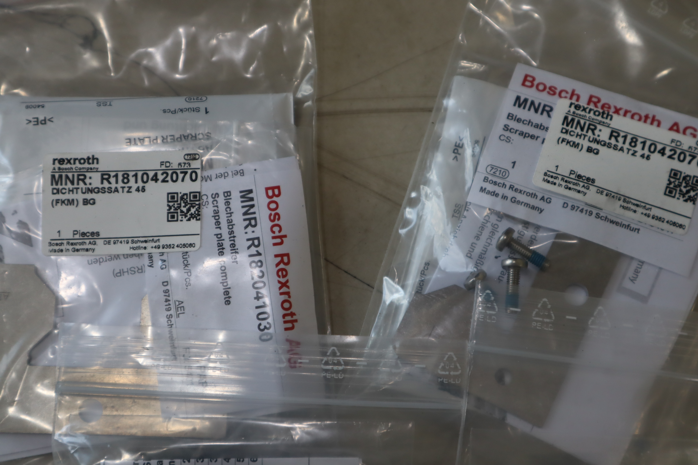 R181042070 R182041030 R181042030 德国力士乐REXROTH线性元件