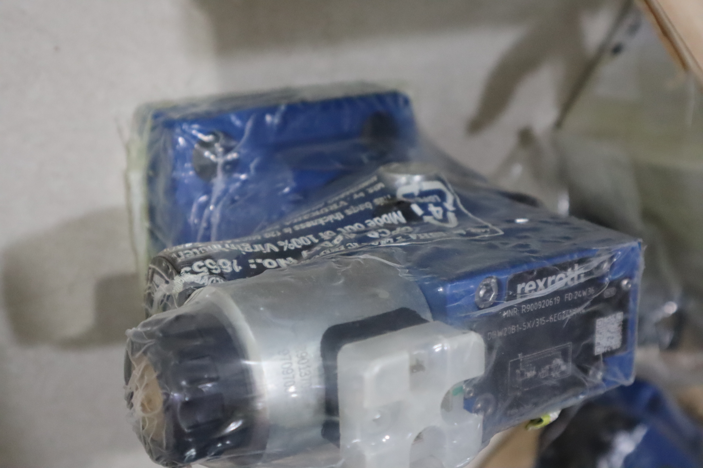 DBW20B1-5X/315-6EG24N9K4 R900920619 力士乐REXROTH阀