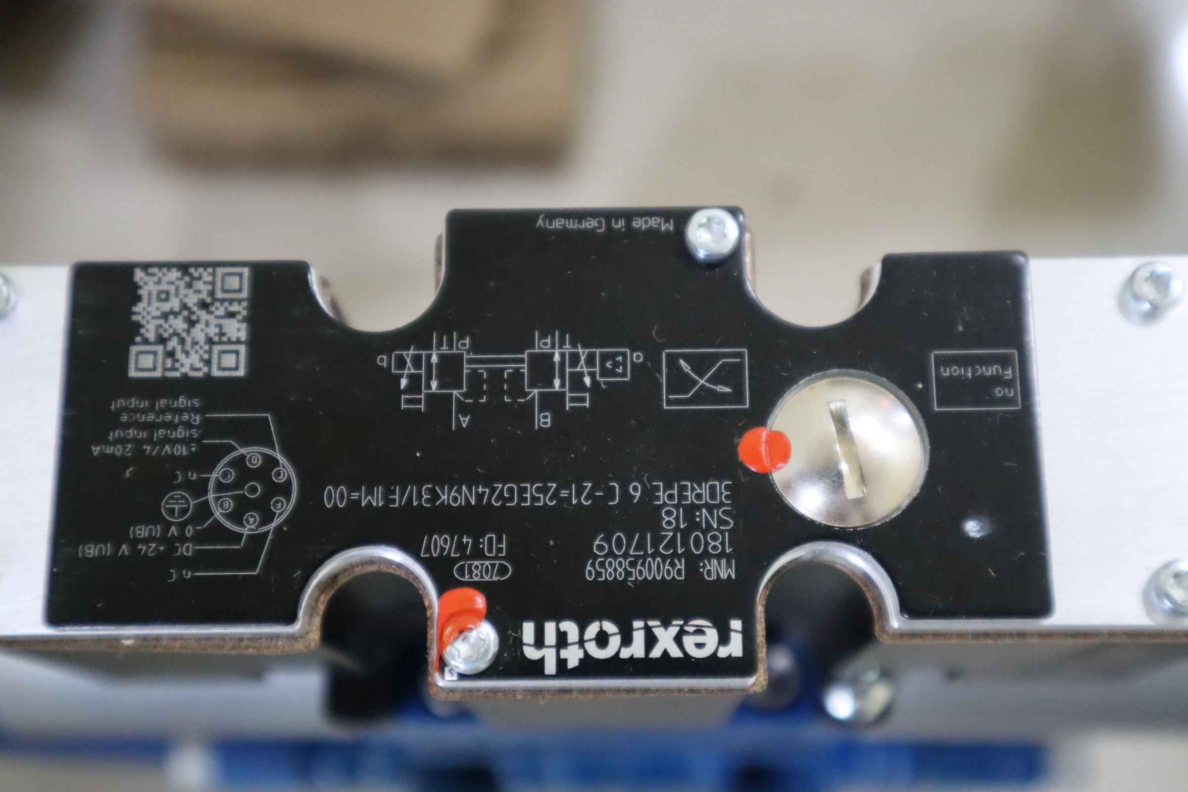 4WRZE10W8-85-73/6EG24N9ETK31/F1D3M R900724781 力士乐REXROTH