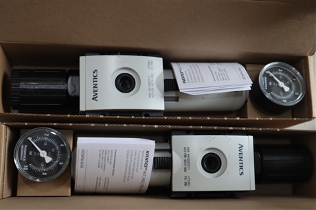 R412007211 0822123007 0822067105 德国安沃驰AVENTICS气动阀气缸