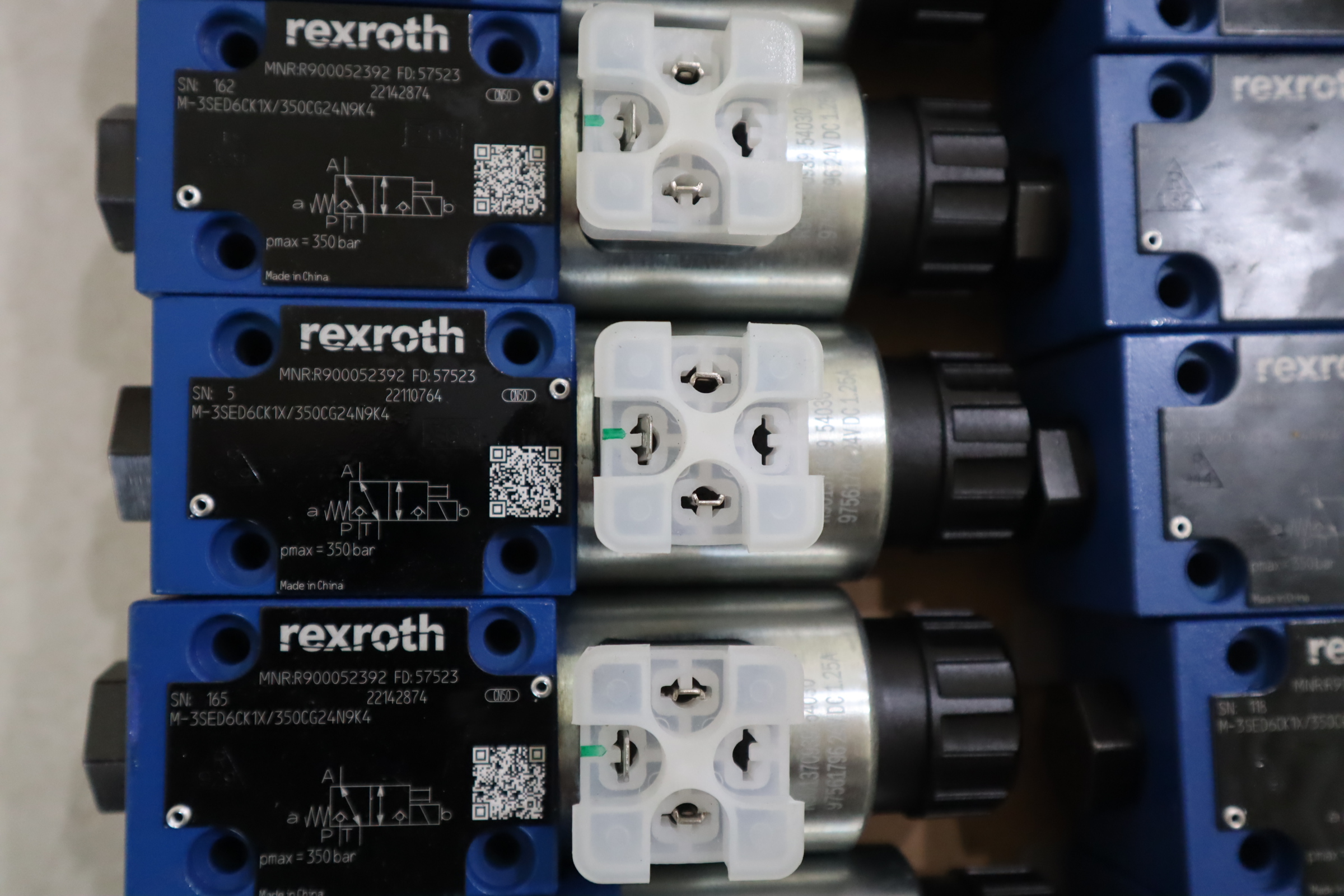 M-3SED6CK1X/350CG24N9K4 R900052392 力士乐REXROTH电磁阀