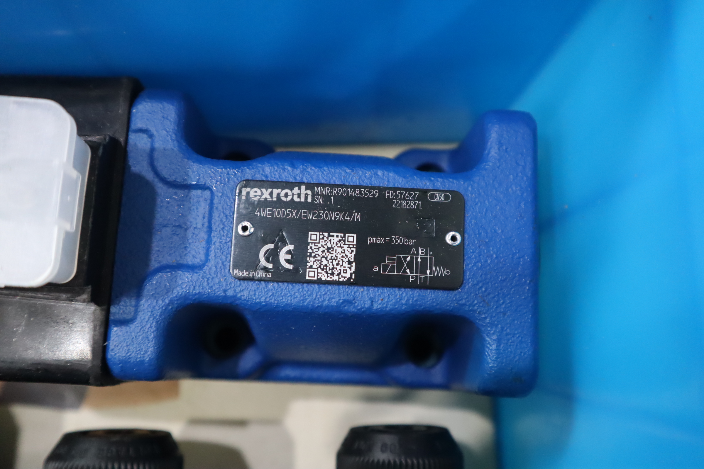 4WE10D5X/EW230N9K4/M R901483529 力士乐REXROTH电磁阀