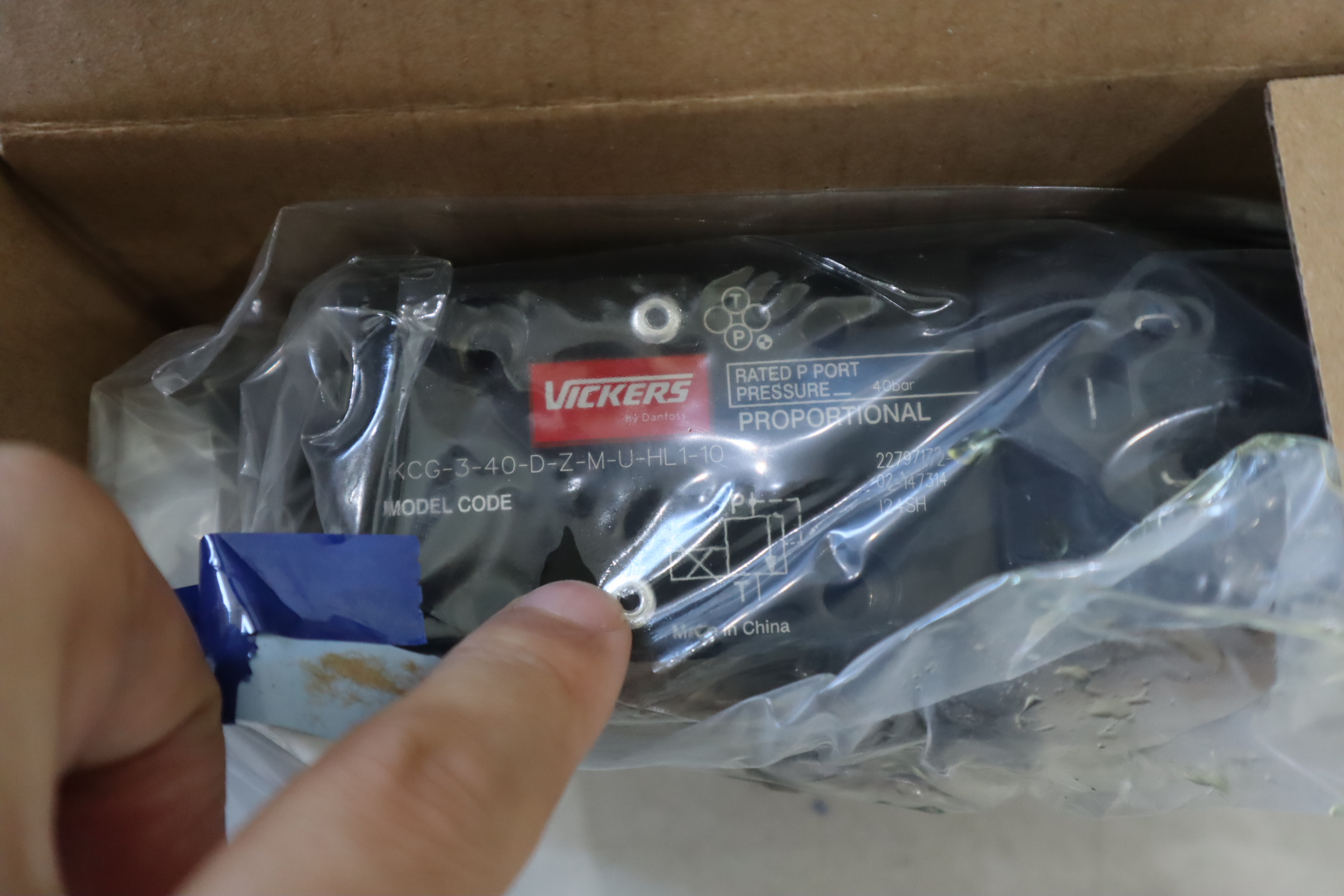 KCG-3-40D-Z-M-U-HL1-10 02-147314 威格士VICKERS丹佛斯DANFOSS阀