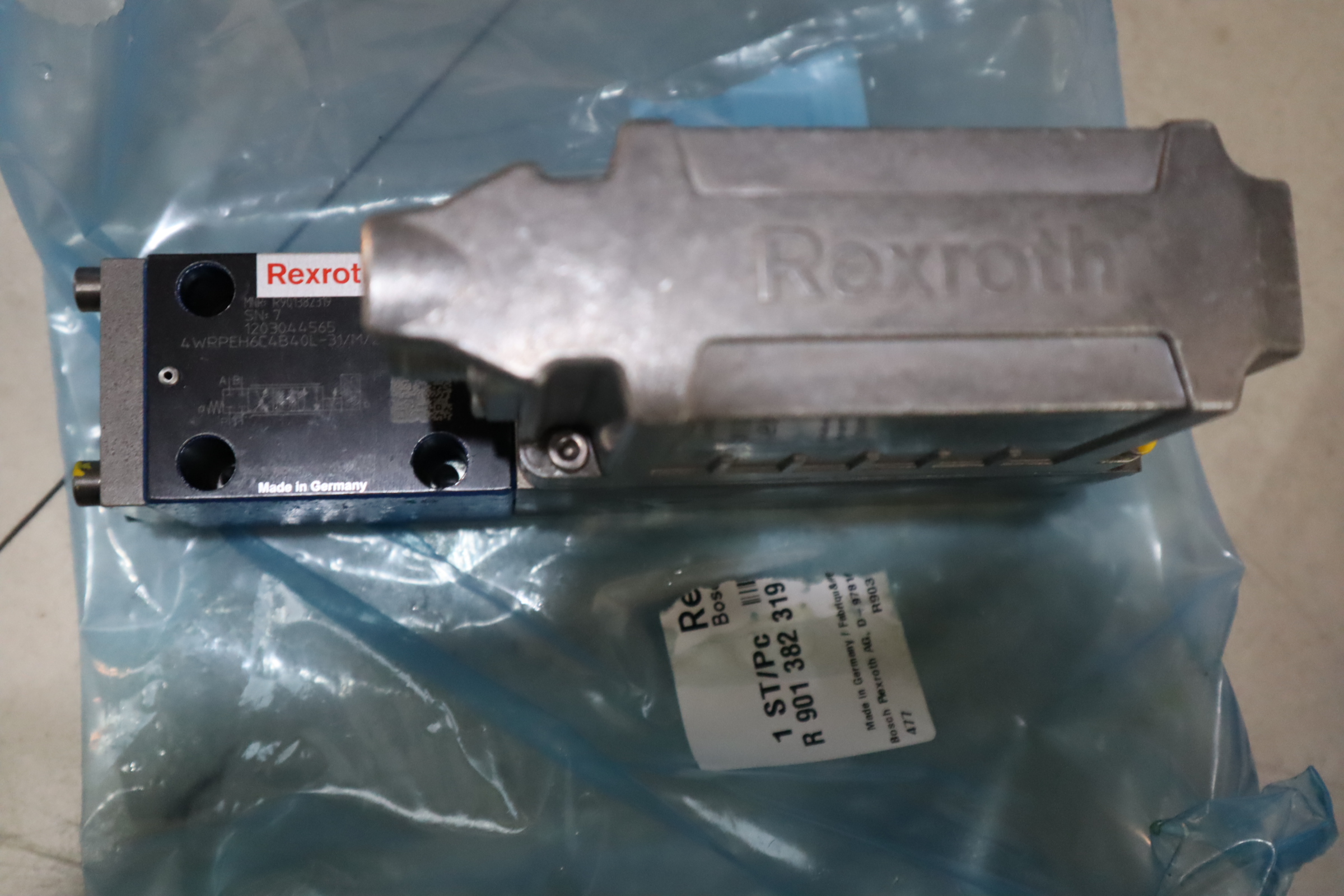 4WRPEH6C4B40L-31/M/24A1 R901382319 力士乐REXROTH比例阀