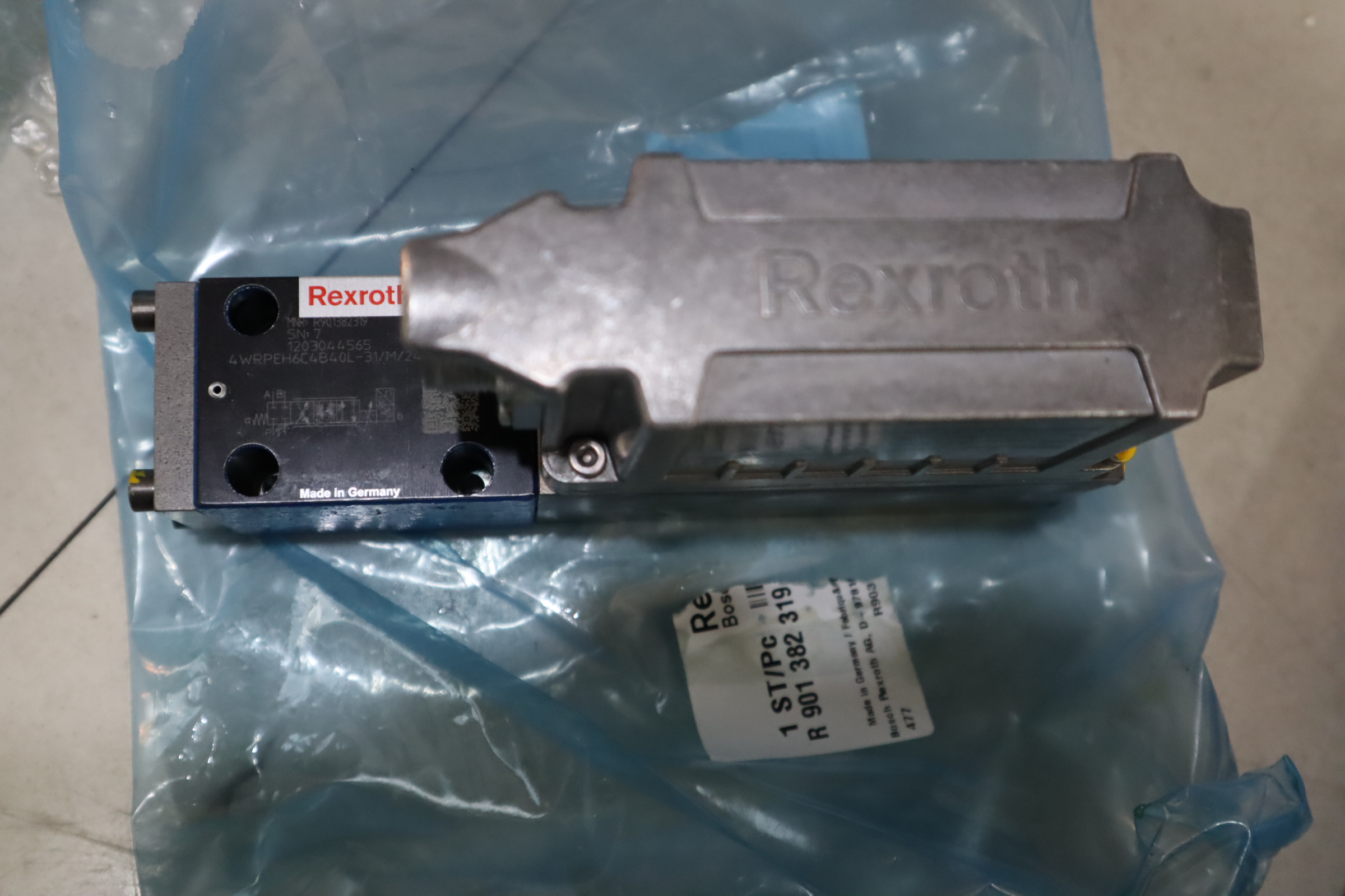 4WRPEH6C4B40L-31/M/24A1 R901382319 力士乐REXROTH比例阀