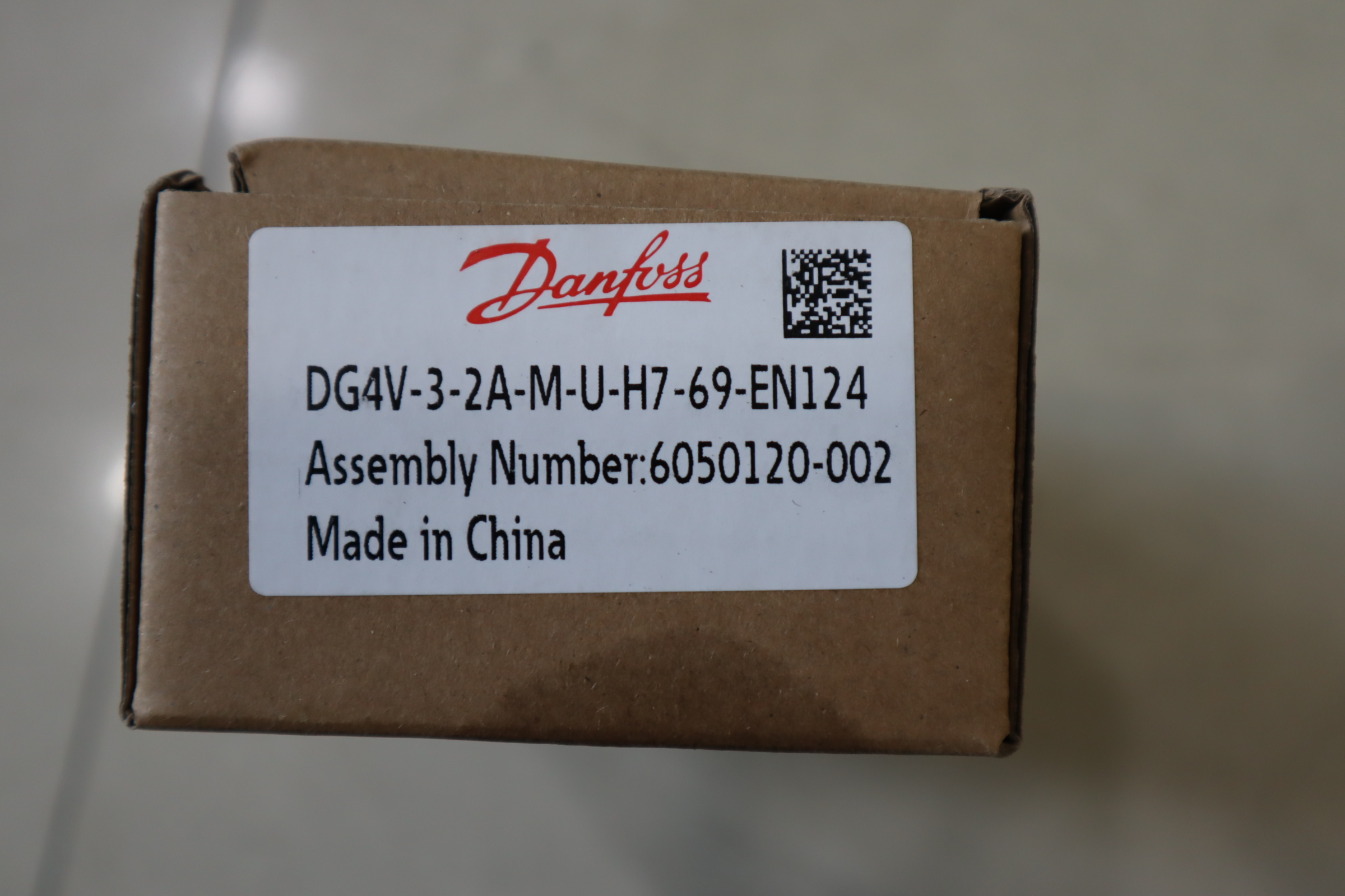 DG4V-3-2A-M-U-H7-69-EN124 6050120-002 威格士VICKERS丹佛斯阀