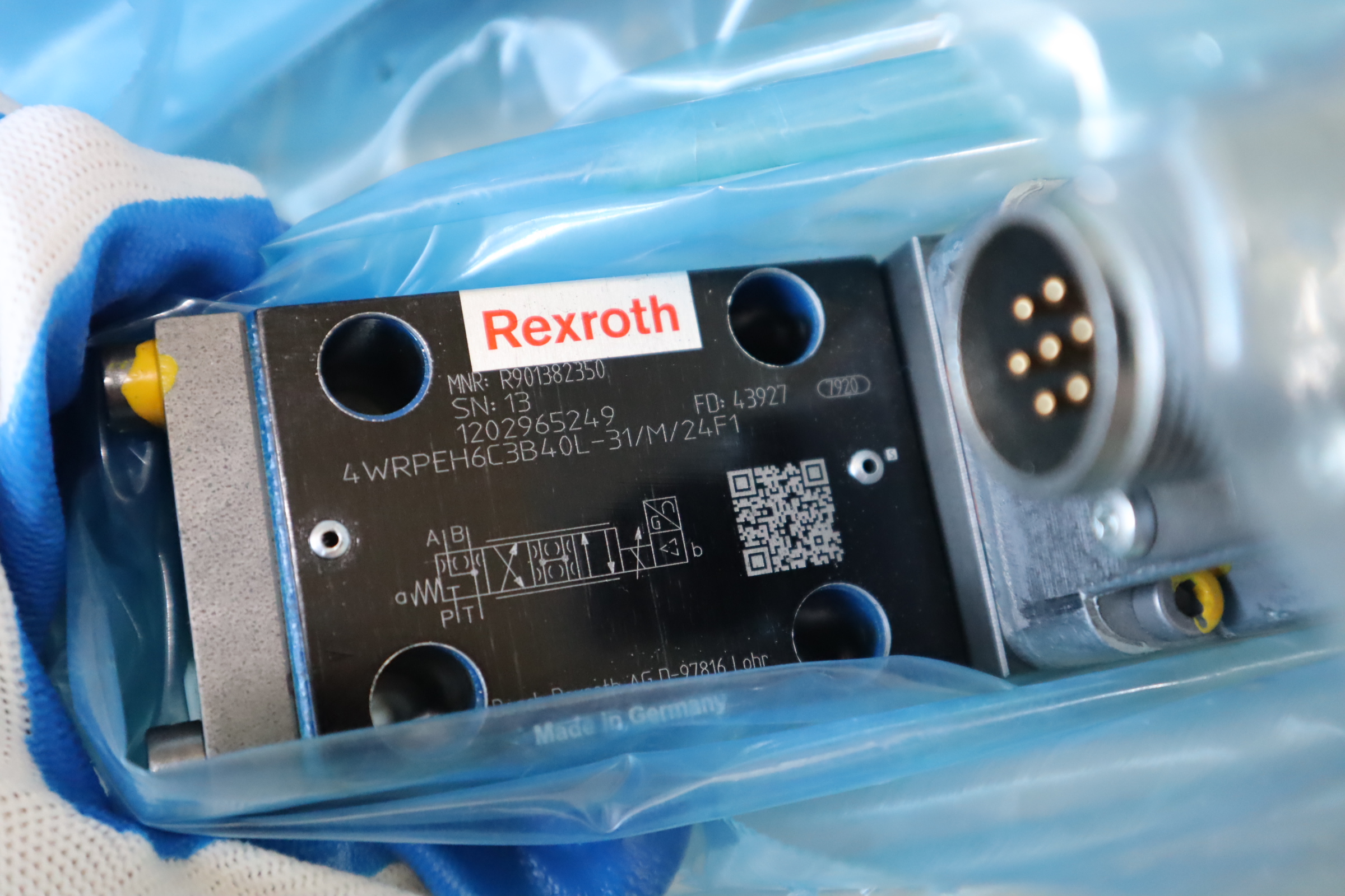 4WRPEH6C3B40L-31/M/24F1 R901382350 力士乐REXROTH