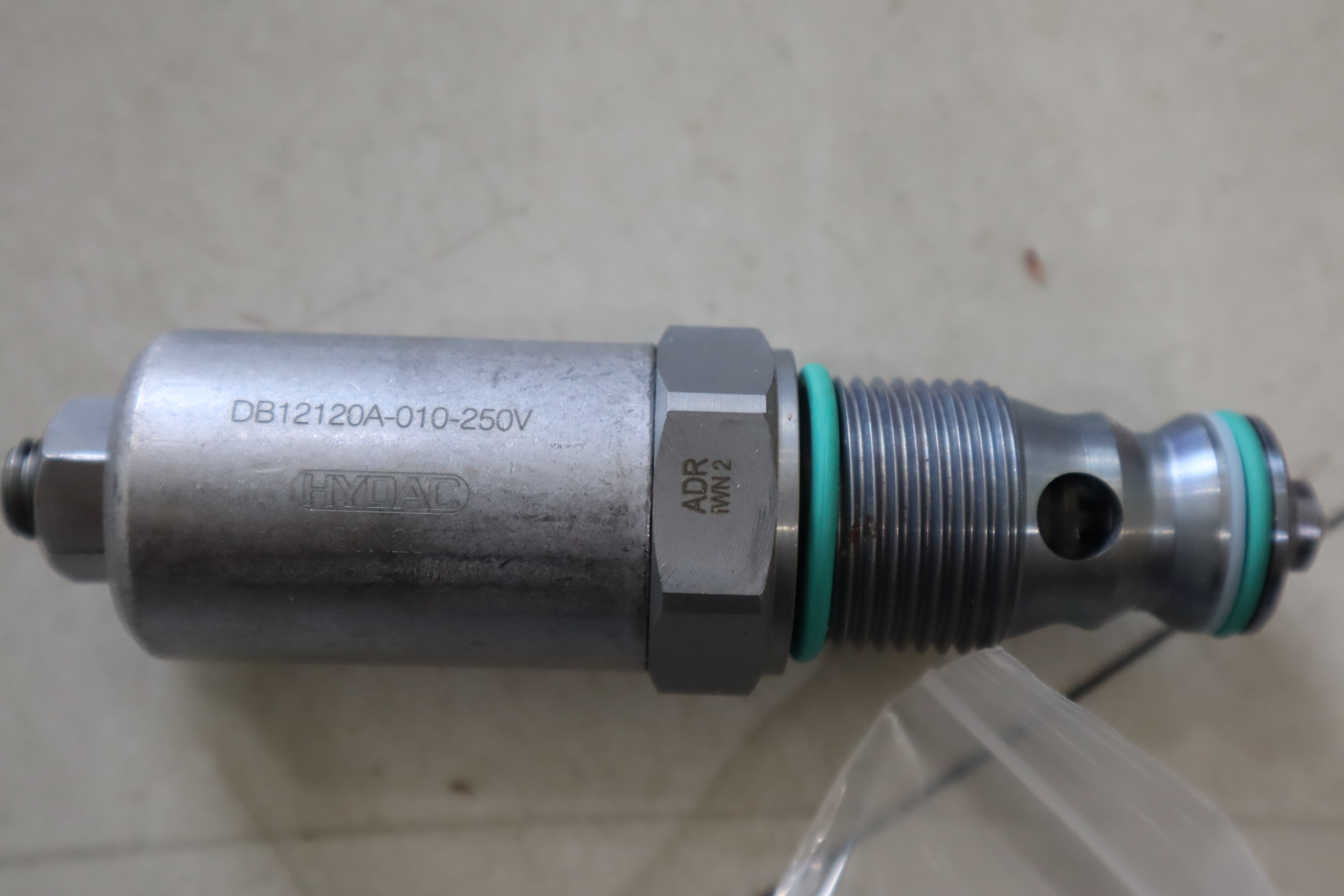 DB12120A-010-250V ADR IWN2 德国贺德克HYDAC液压阀