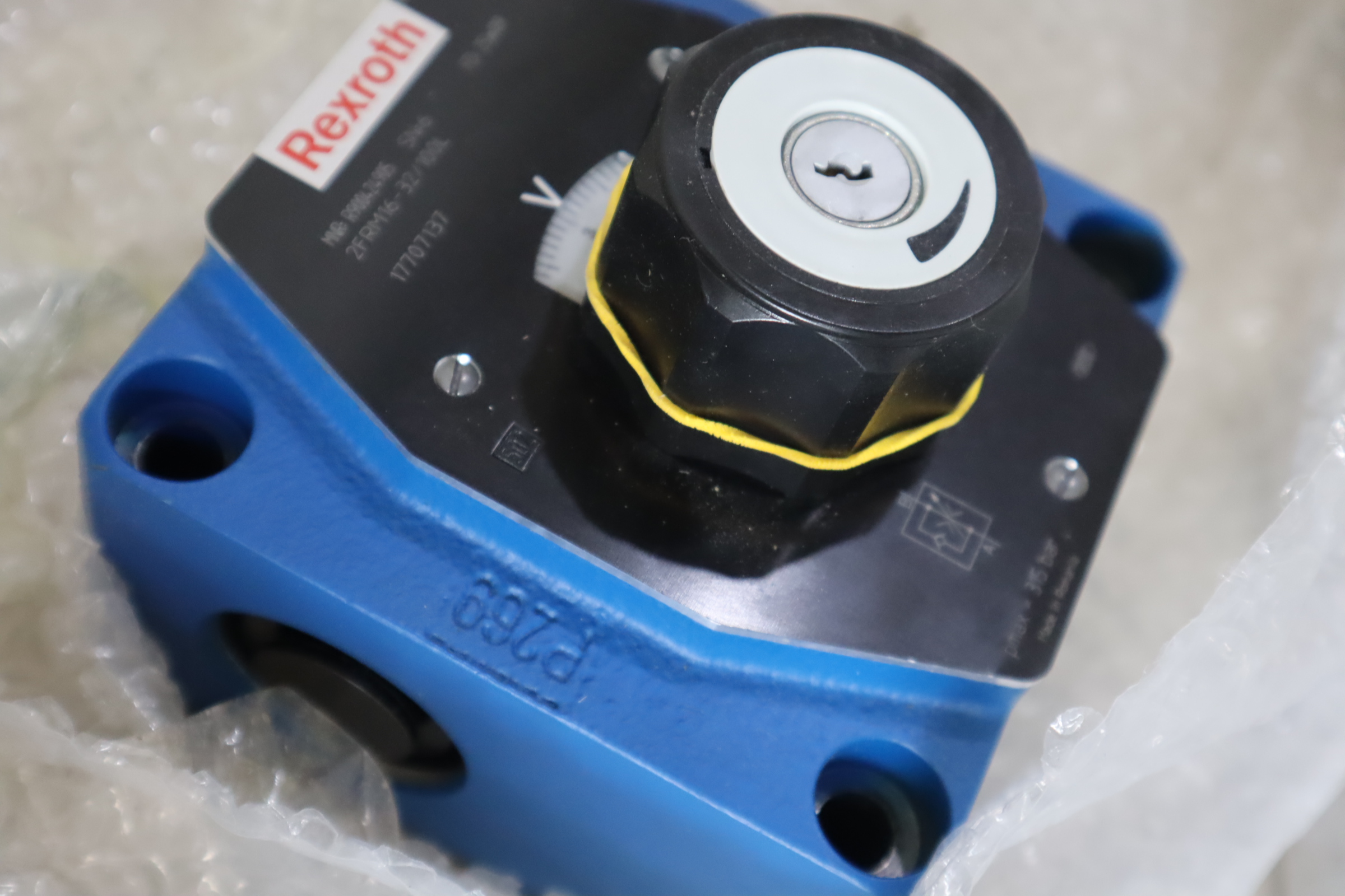 2FRM16-32/100L R900424905 2FRM16-3X/100L 力士乐REXROTH 流量阀