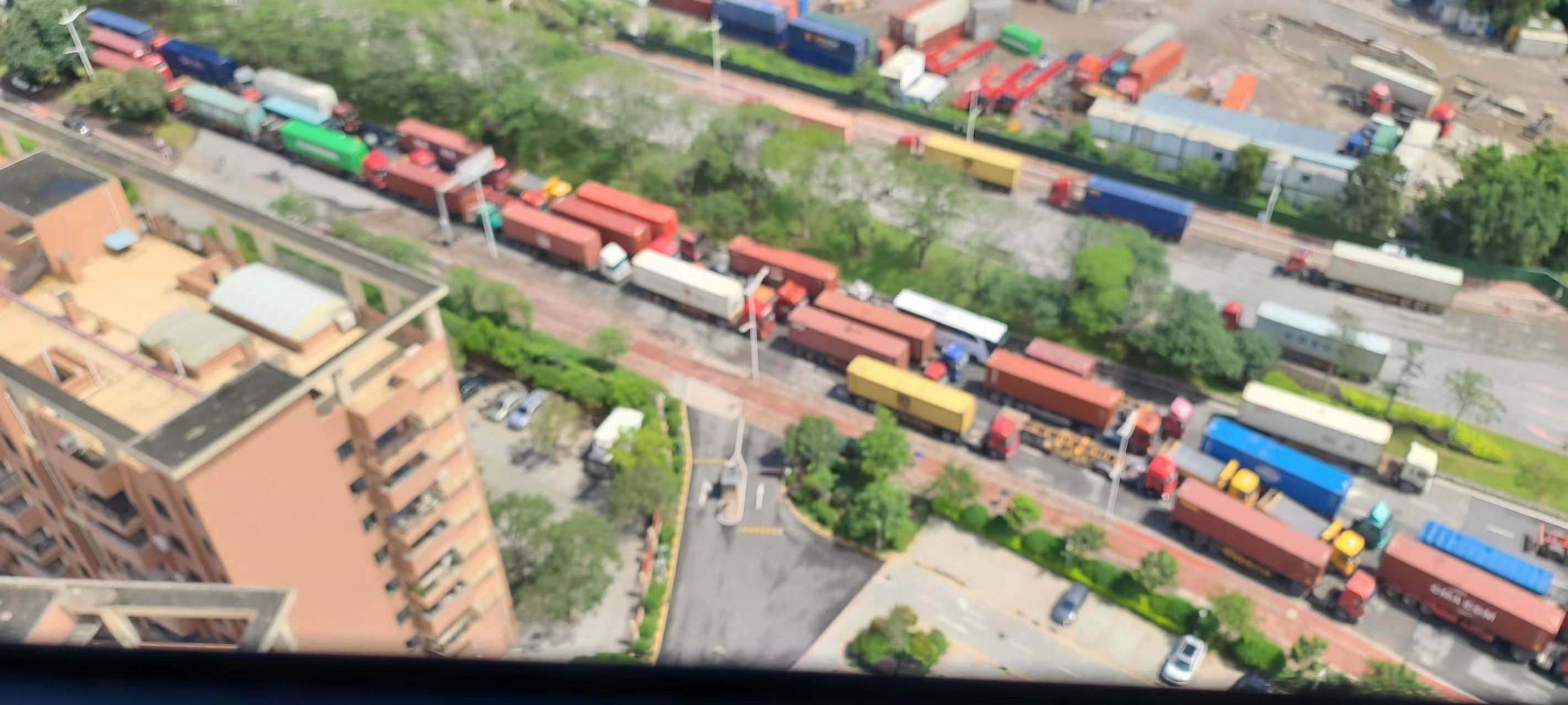 诚安物流5吨车深圳港口码头拖车可以运次日到