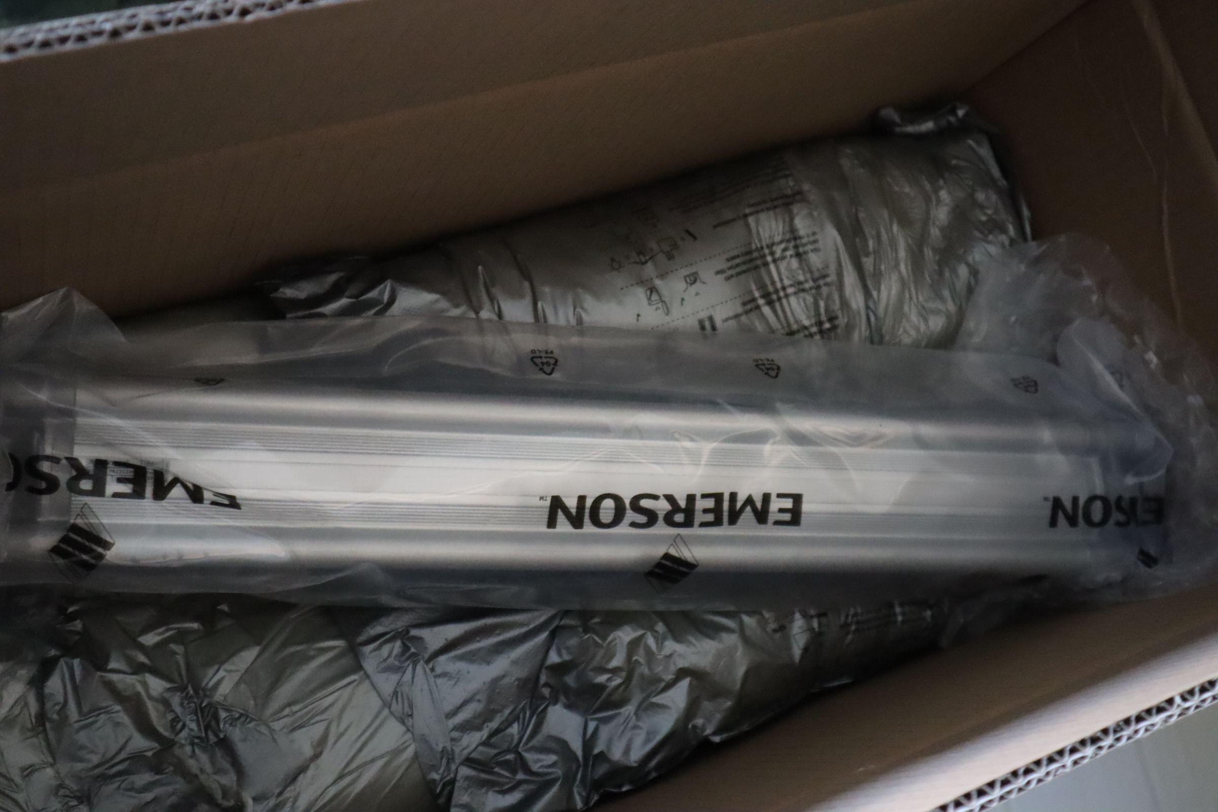 0822123010 063-0400 德国AVENTICS安沃驰气缸