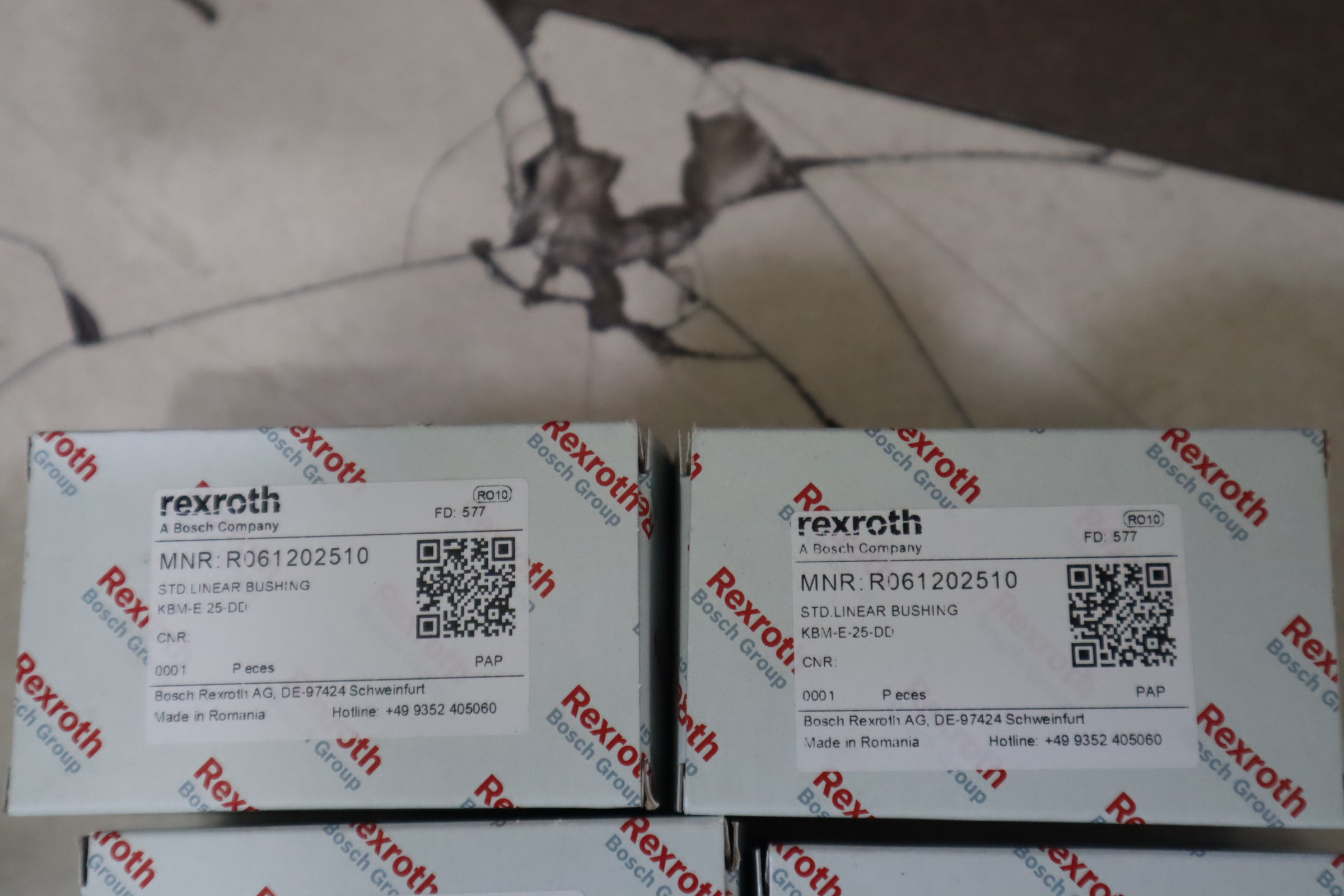 R061202510 KBM-E-25-DD 德国力士乐REXROTH轴承滑块