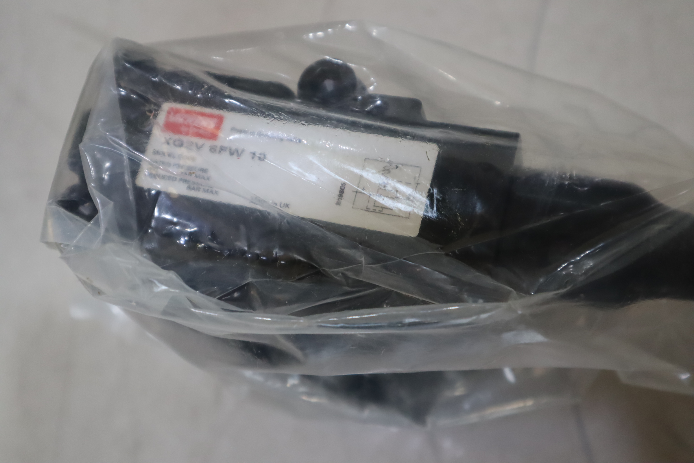 XG2V 6FW 10 美国威格士VICKERS伊顿EATON丹佛斯DANFOSS 溢流阀