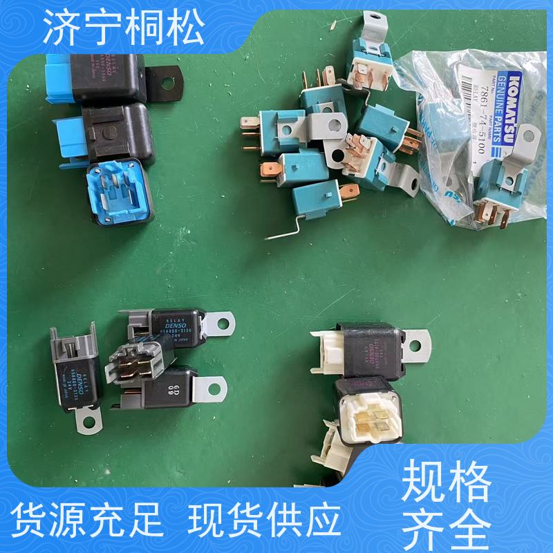 桐松机械 共轨压力传感器6754-72-1211 诚信经营 好配件随时联系