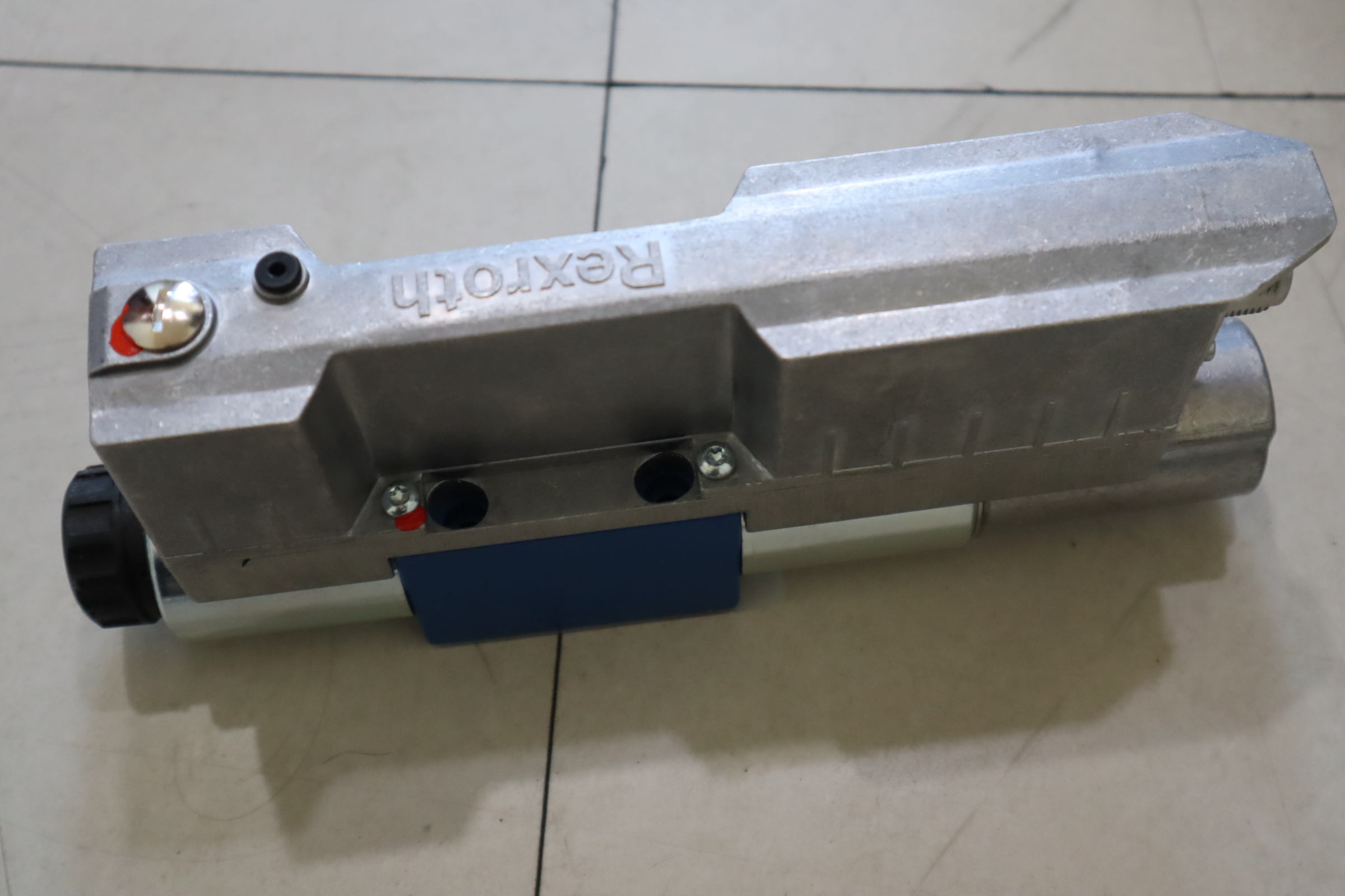 4WREE6E32-32/V/24A1 R901496430 力士乐REXROTH比例阀