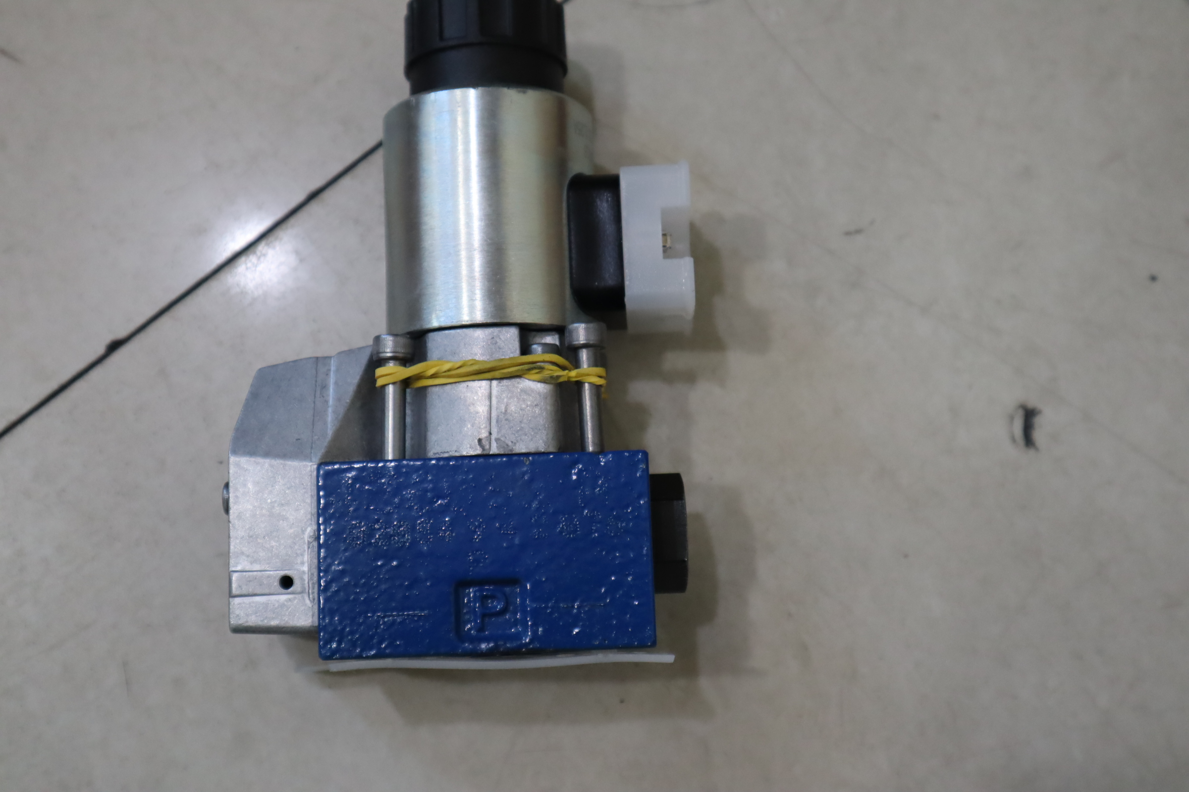 M-2SEW6N38/420MG24N9K4 R900569808 力士乐REXROTH电磁球阀