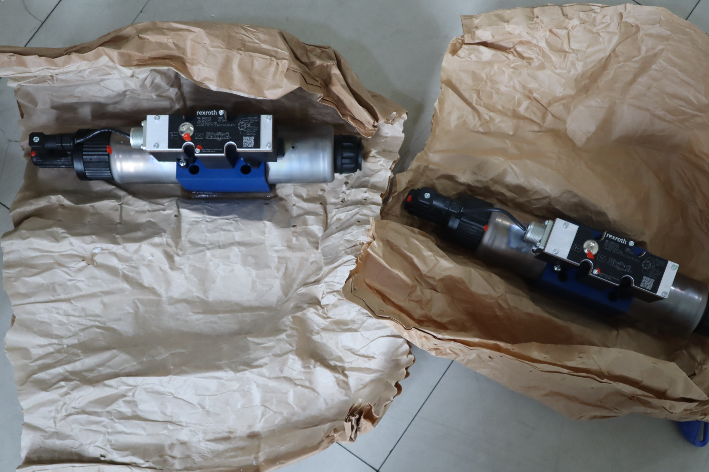 4WREE10E75-2X/G24K31/A1V R900927230 德国力士乐比例阀