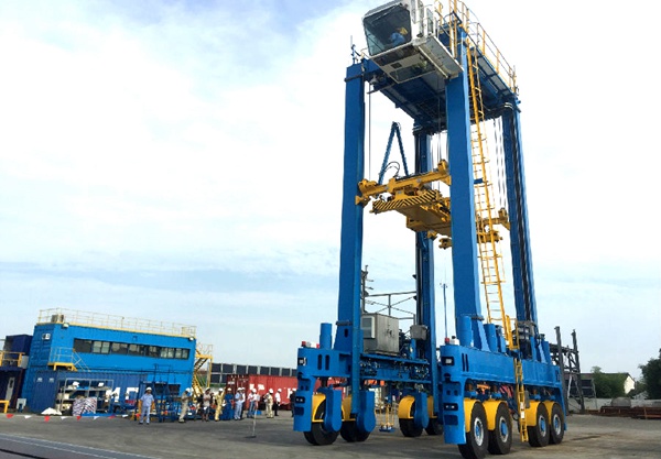 江西上饶 港口集装箱码头 选用跨运车的核心优势