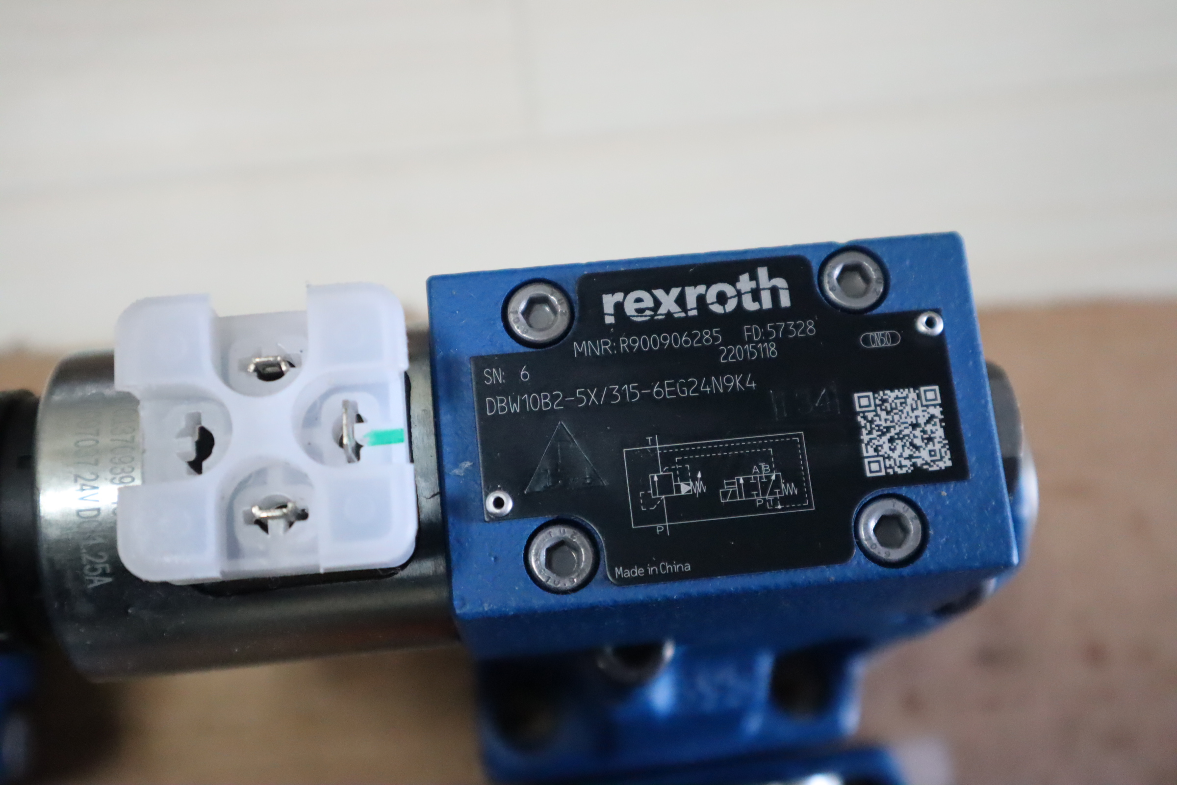 DBW10B2-5X/315-6EG24N9K4 R900906285 力士乐REXROTH阀