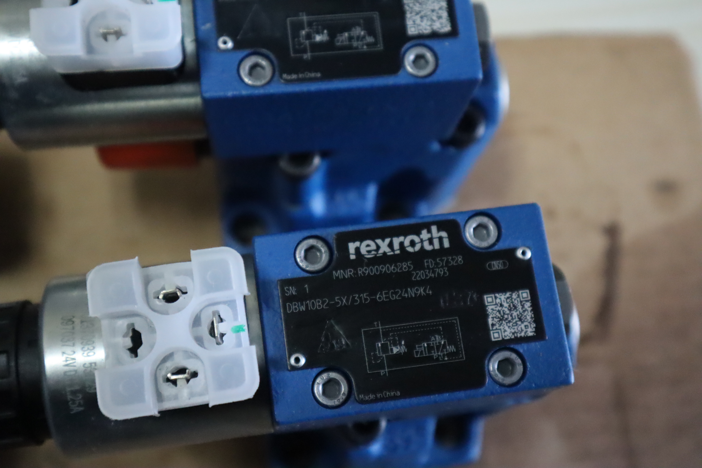 DBW10B2-5X/315-6EG24N9K4 R900906285 力士乐REXROTH阀