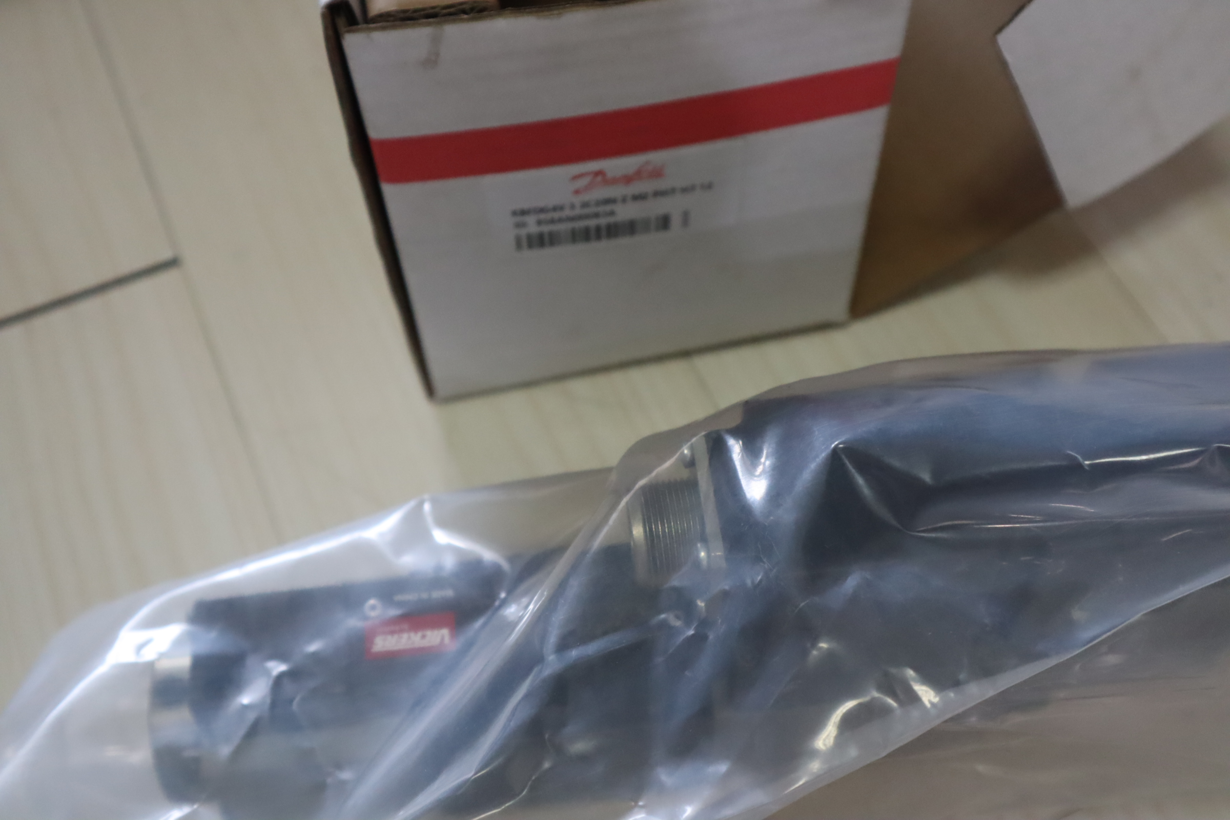 KBFDG4V 3 2C20N Z M2 PH7 H7 12 858AN00083A威格士VICKERS 