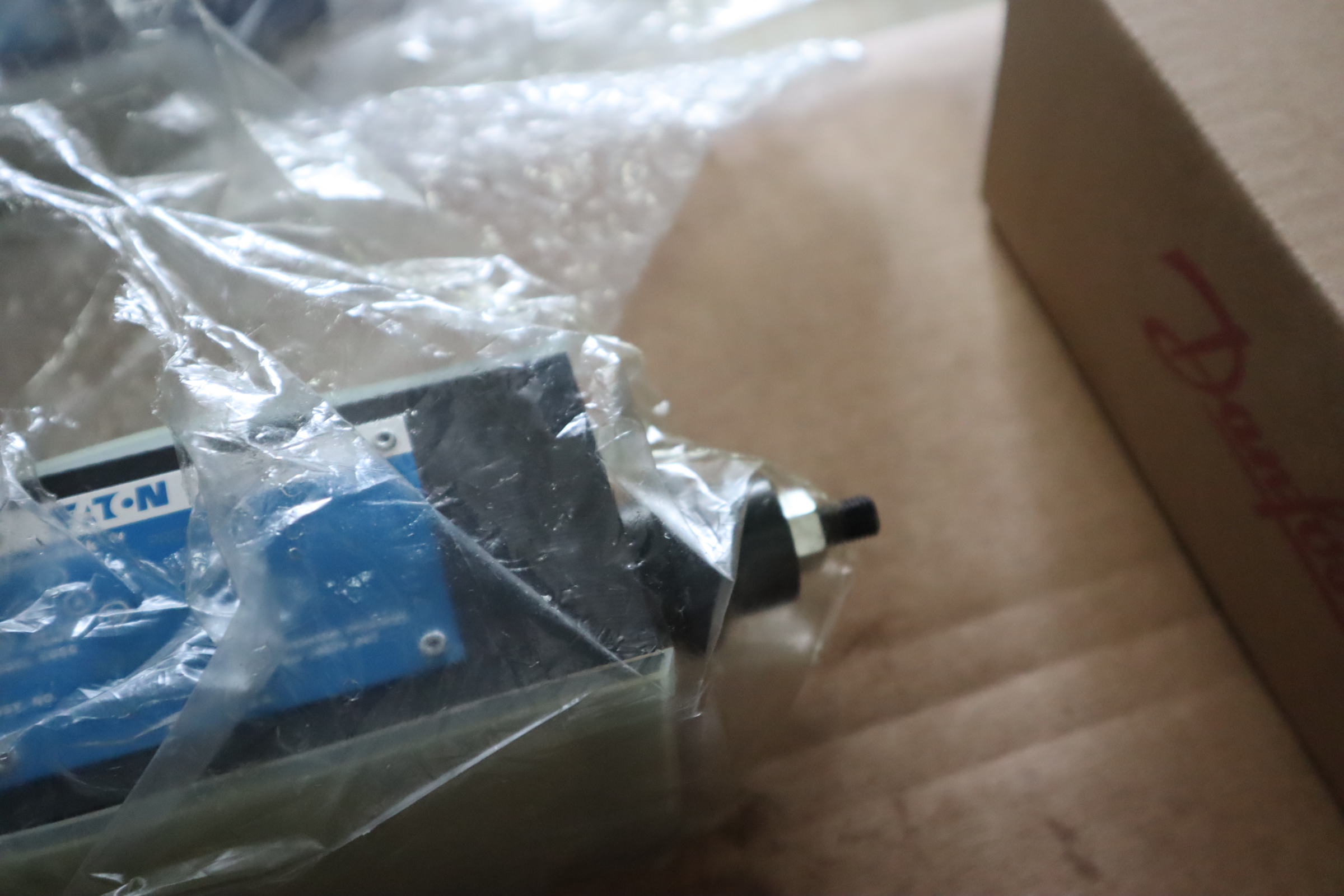 DGMX2-5-PP-FW-B-30 880553 威格士VICKERS丹佛斯DANFOSS减压阀