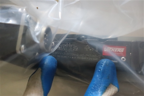 KBFDG4V 3 2C20N Z M2 PH7 H7 12 858AN00083A威格士VICKERS 