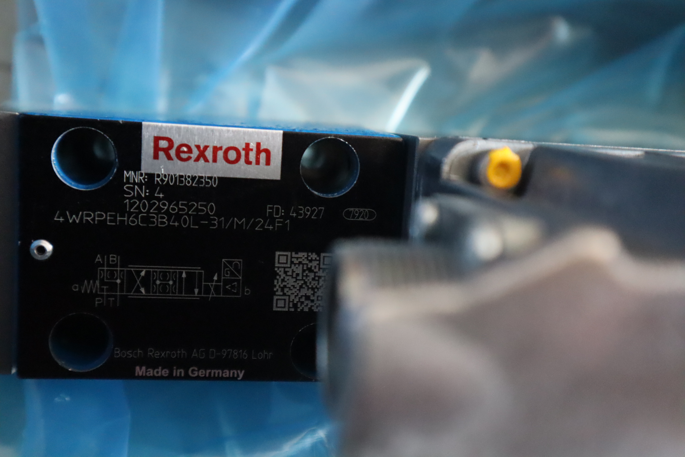 R901382350 4WRPEH6C3B40L-31/M/24F1 力士乐REXROTH阀