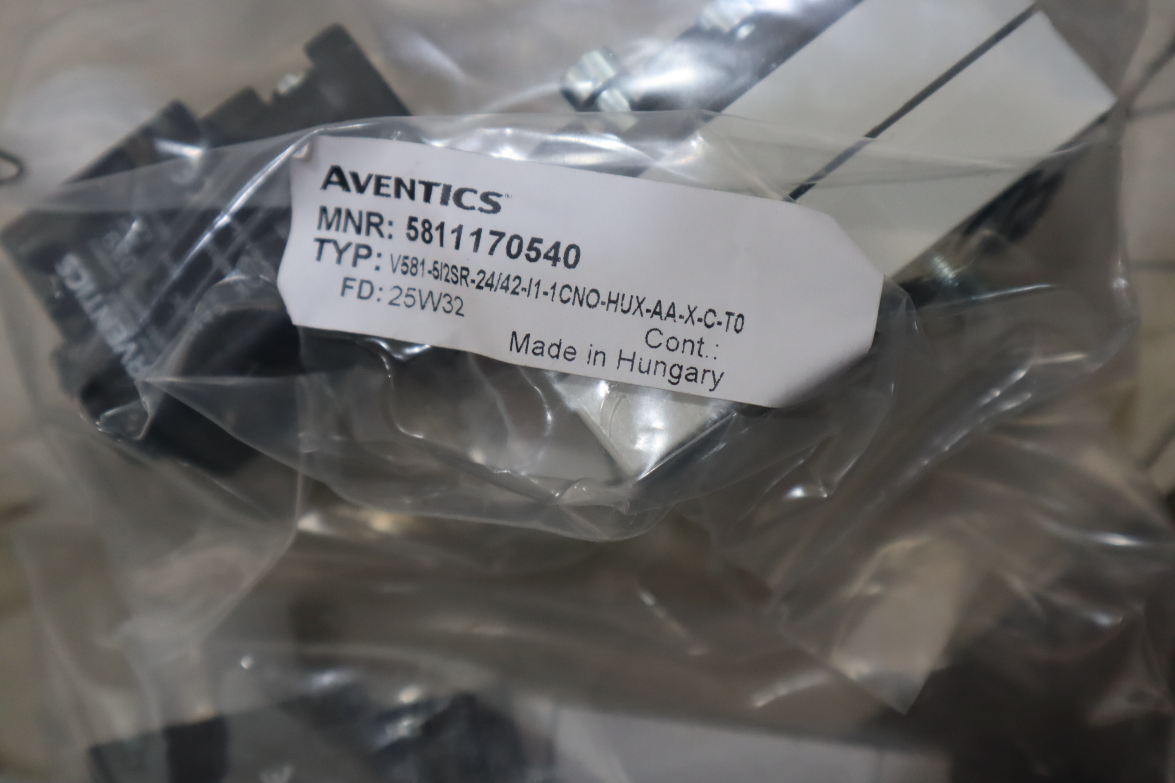 5811170540 R412022871 德国安沃驰AVENTICS气动阀气动元件