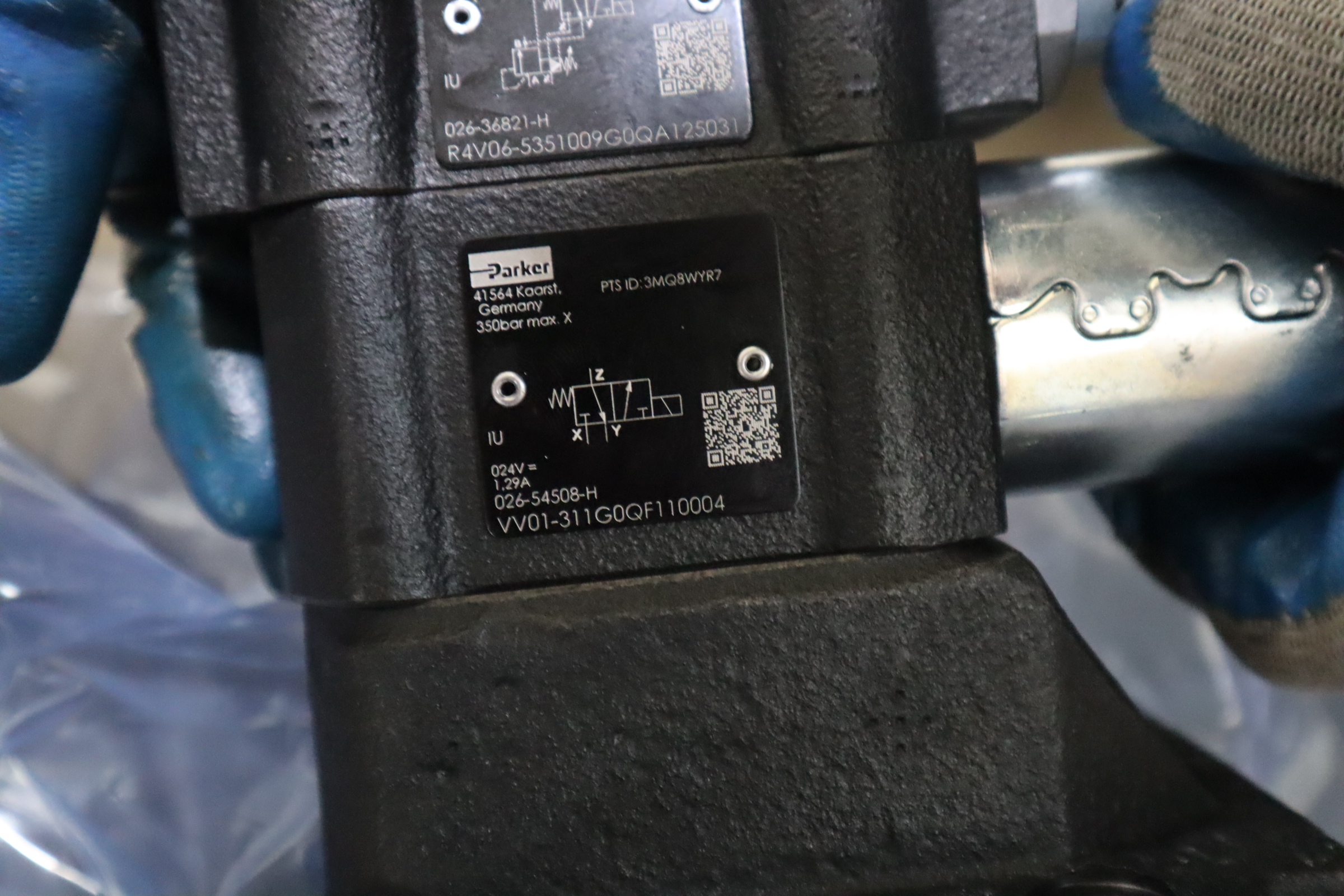 026-36821-H R4V06-5351009G0QA125031 派克PARKER丹尼逊DENISON阀