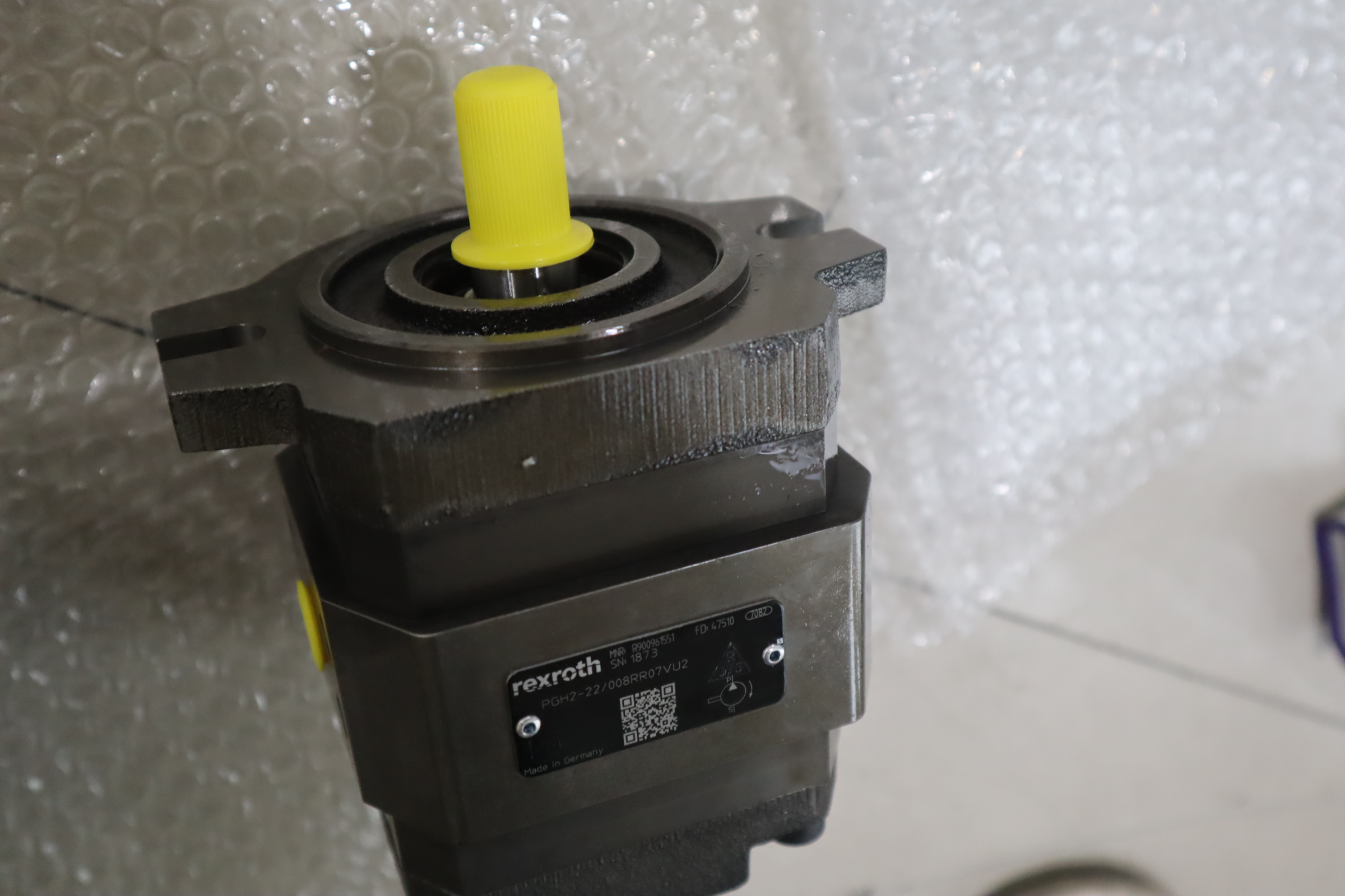 PGH2-22/008RR07VU2 R900961551 德国力士乐REXROTH齿轮泵