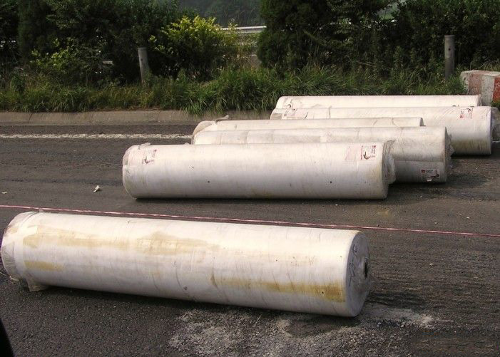 新疆沥青道路加筋土工布厂家