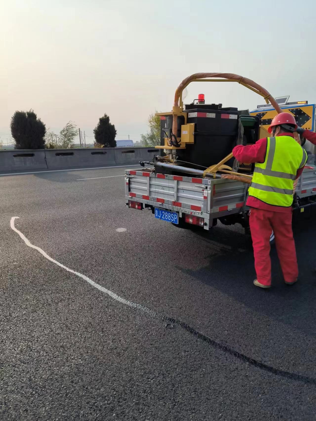 内蒙古聚氨酯道路密封胶工厂