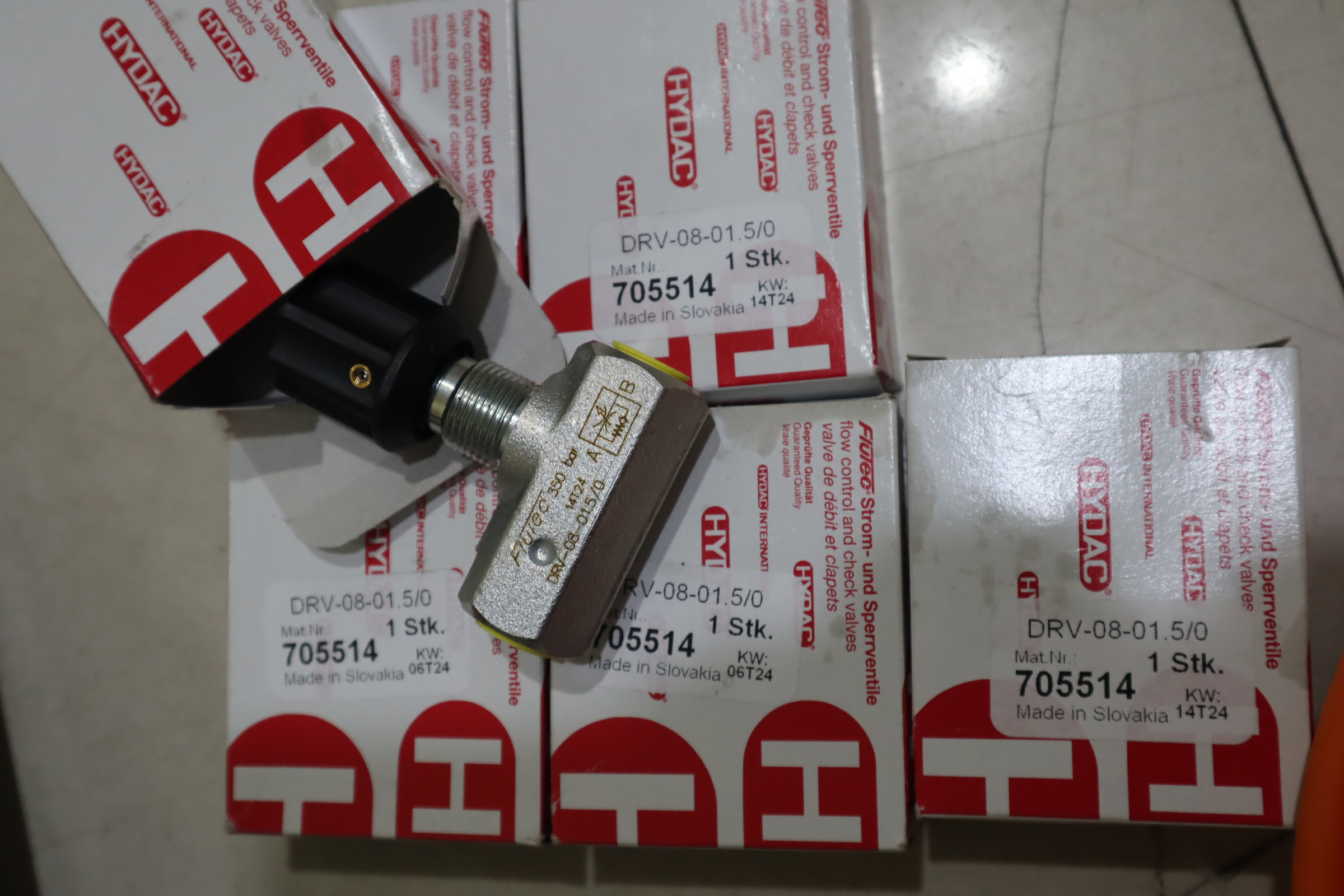 DRV-08-01.5/0 705514 德国贺德克HYDAC单向阀FIUTEC